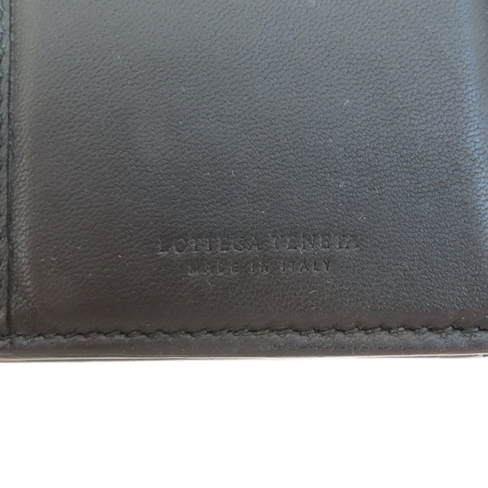 BOTTEGA VENETA 織紋羊皮皮革Long Wallet金扣長錢包黑色