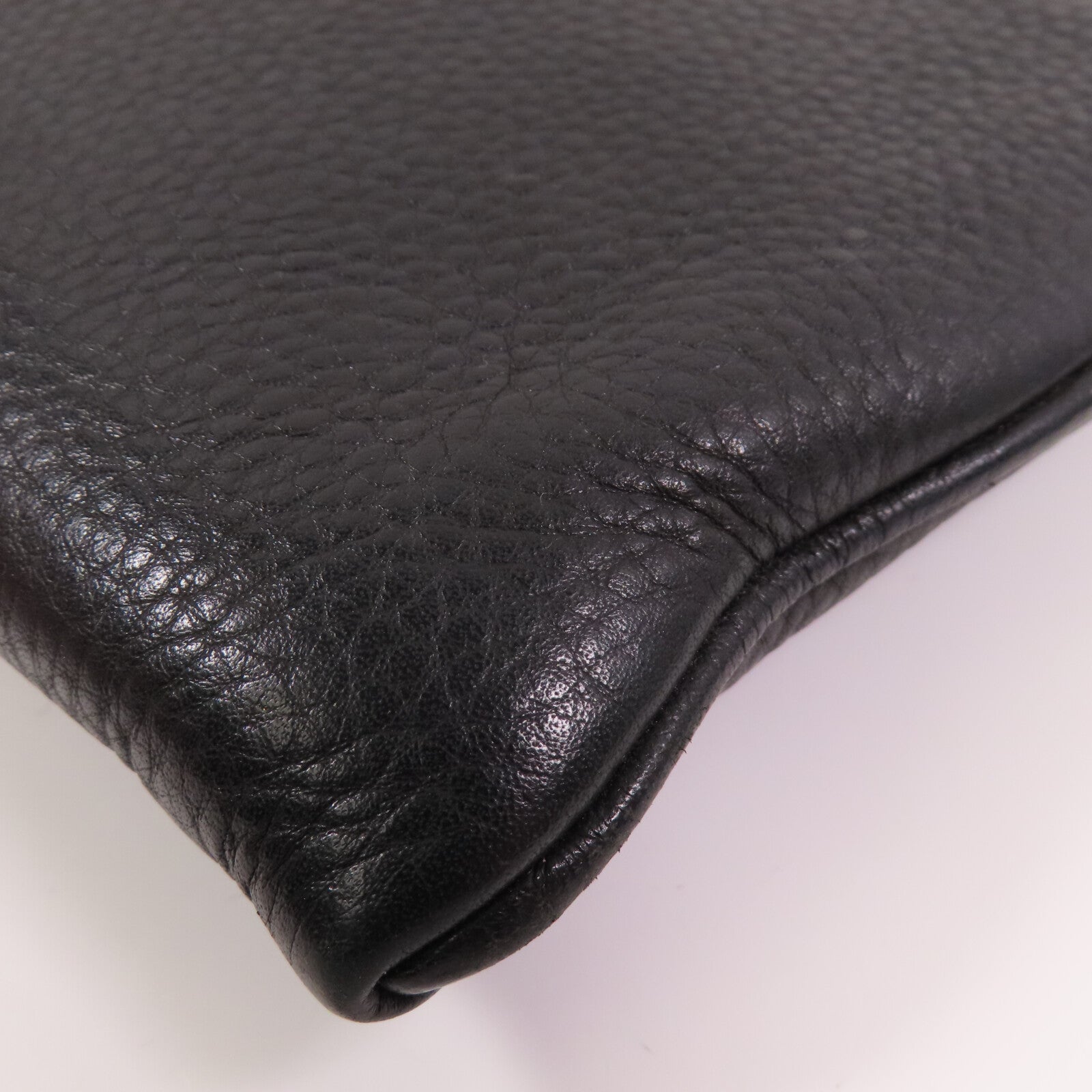 PRADA 牛皮皮革Shoulder Bag金扣肩背袋