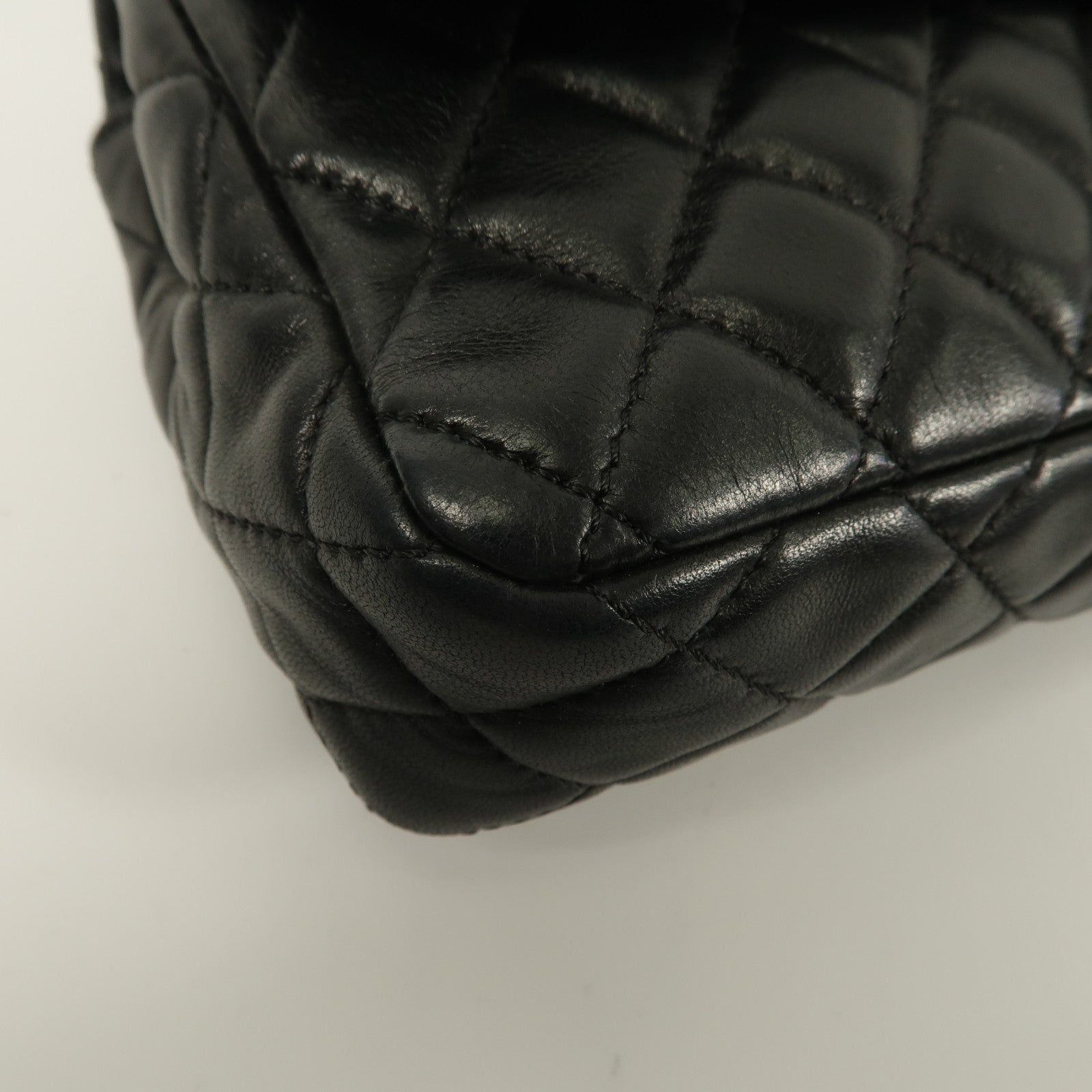 CHANEL 羊皮皮革Chain Shoulder鏈帶肩背袋