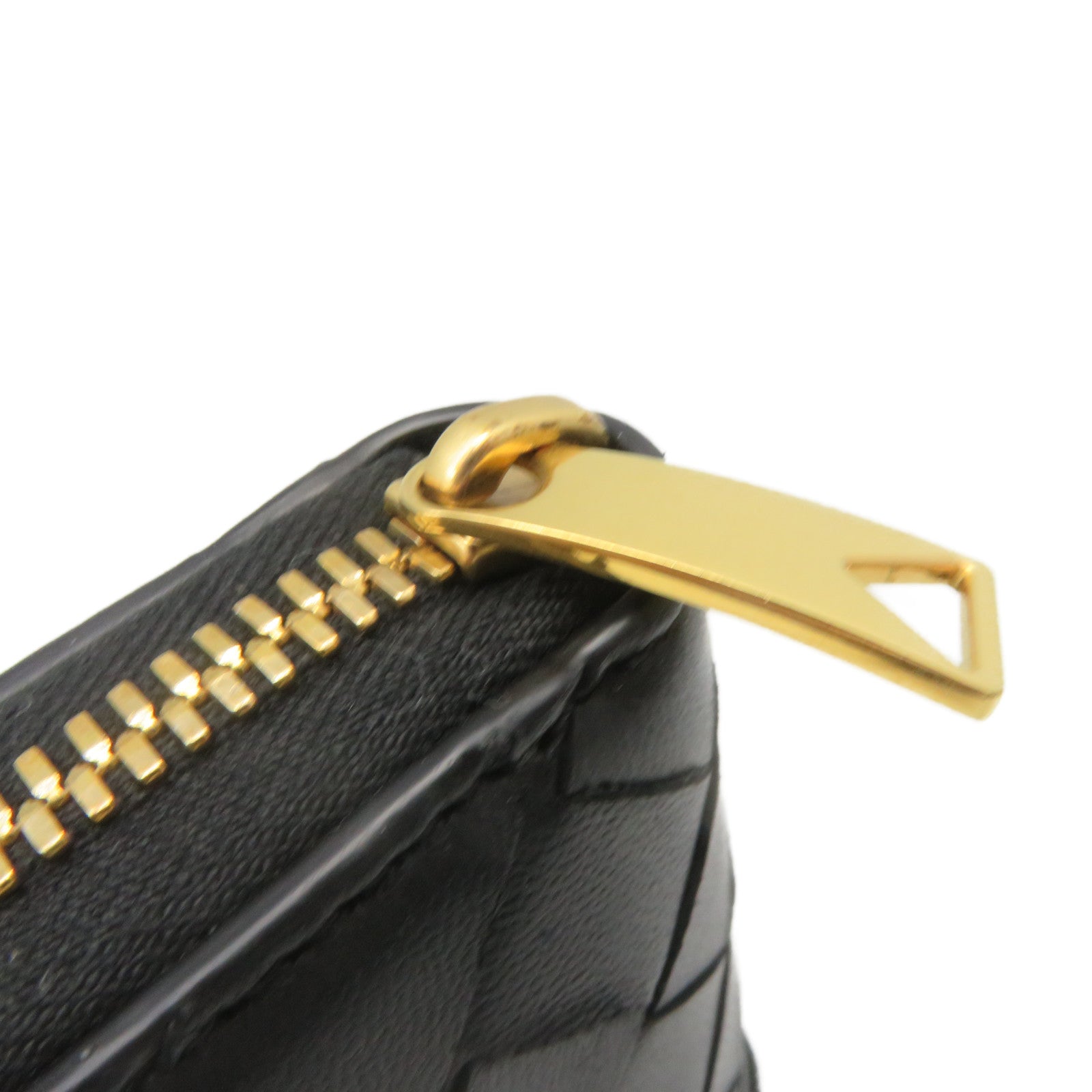 BOTTEGA VENETA Textured Leather Zipper Long wallet Black