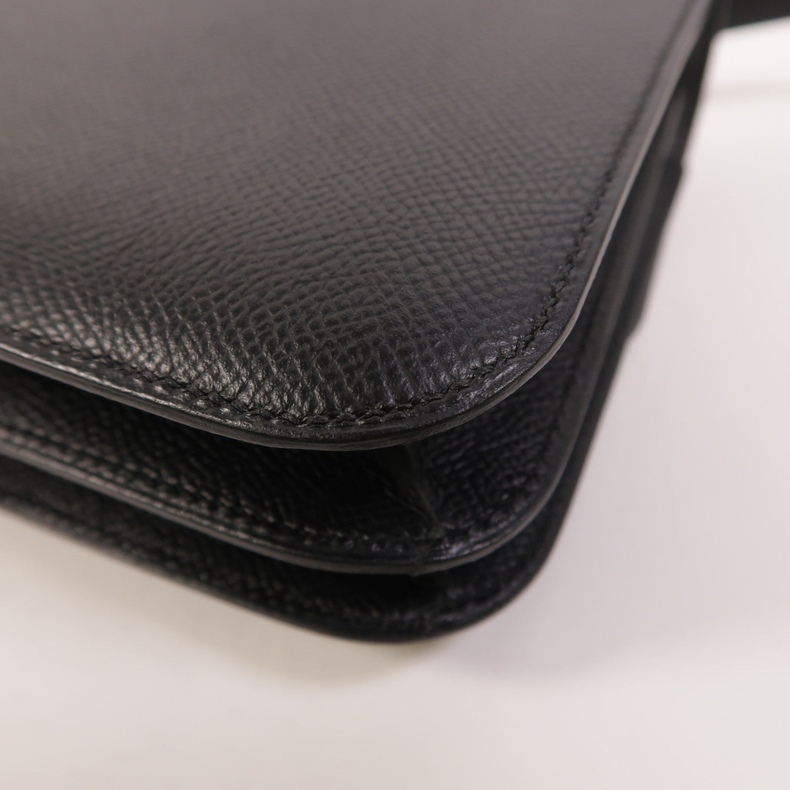 HERMES Epsom皮革Constance Mini金扣肩背袋Noir