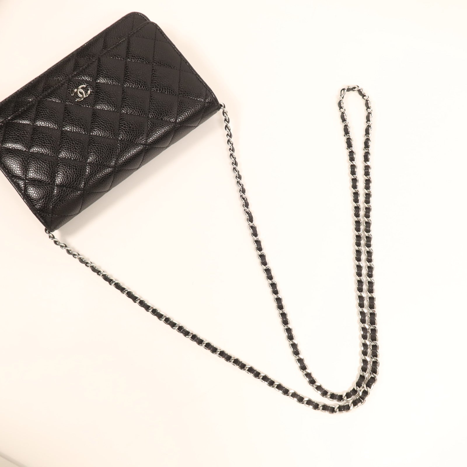 CHANEL 牛皮皮革WOC Wallet On Chain銀扣鏈帶肩背袋