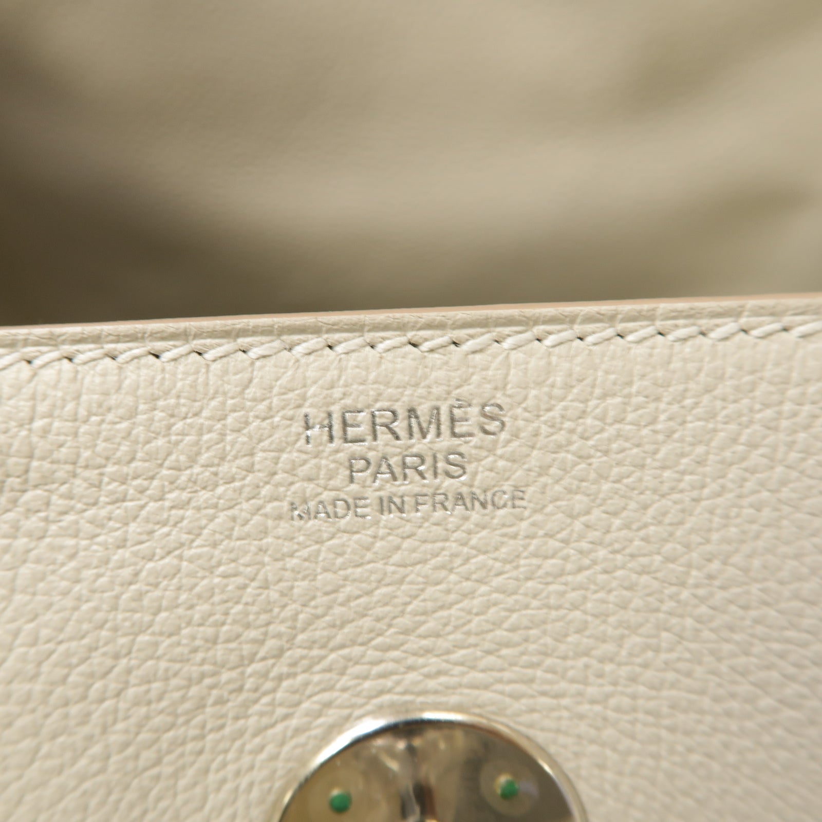 HERMES 【激減優惠】Evercolor皮革Lindy 26銀扣手挽肩背兩用袋白色