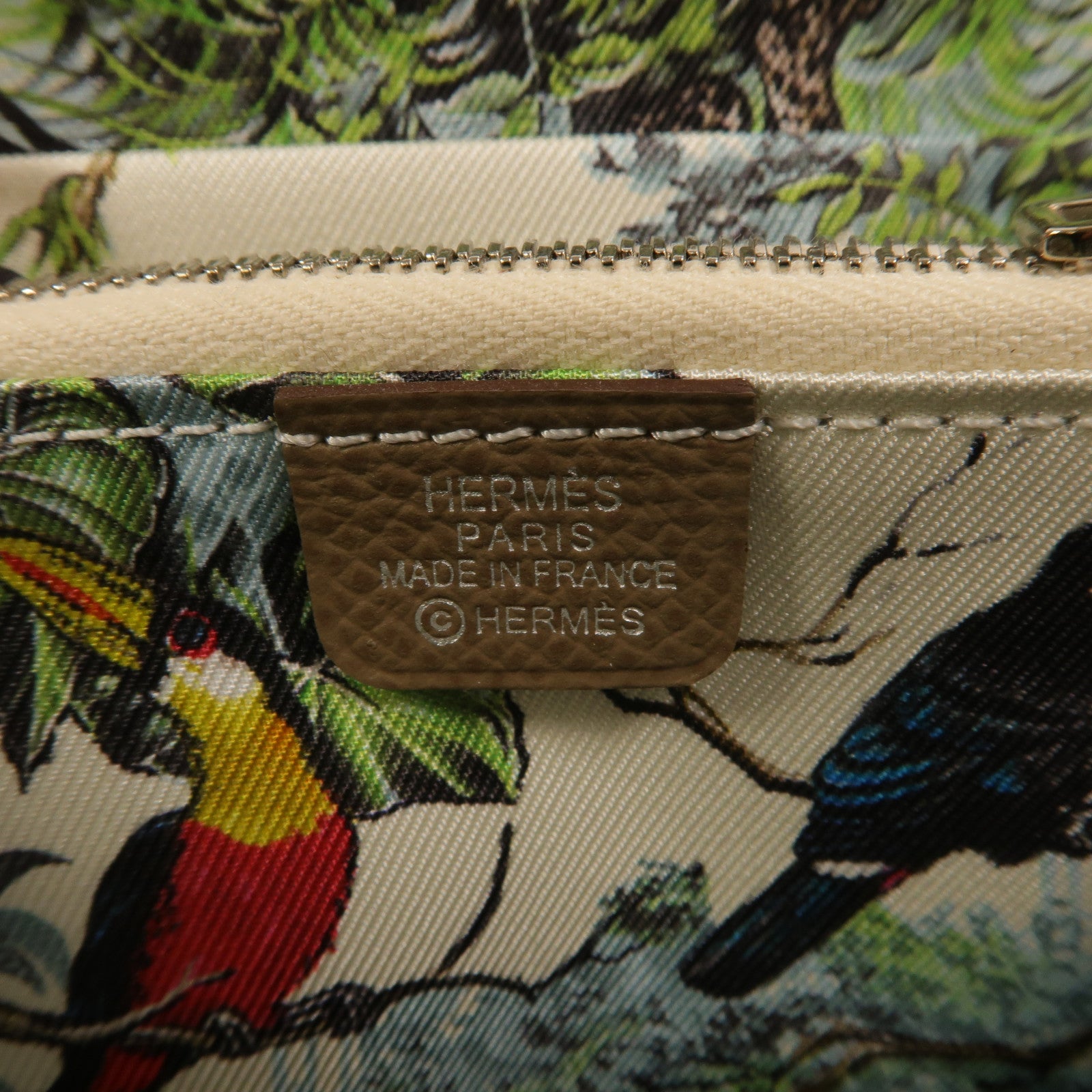 HERMES Epsom皮革Silk In Compact Wallet錢包Etoupe