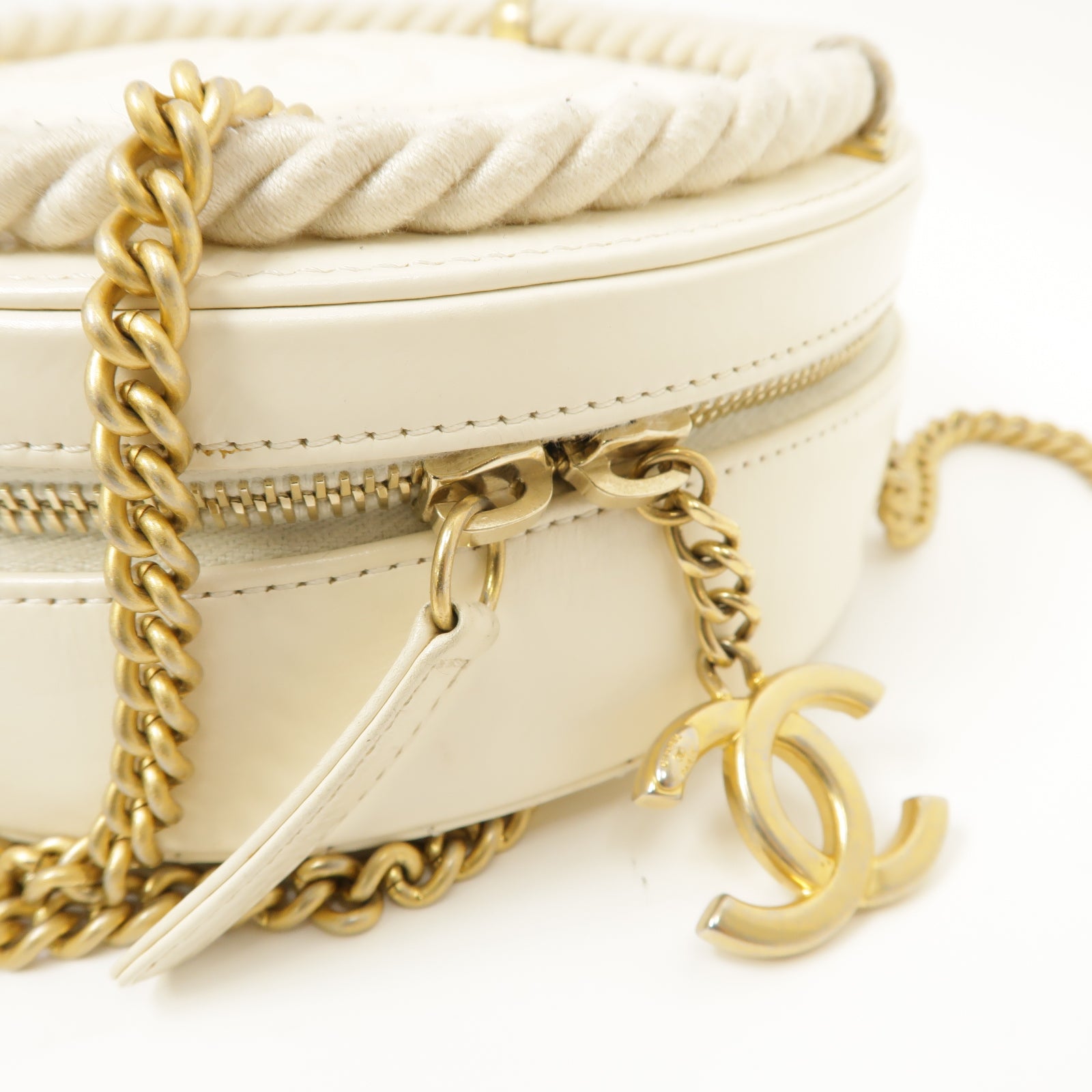 CHANEL 【激減優惠】菱格羊皮皮革2 Way Shoulder Bag金扣手挽肩背兩用袋米色