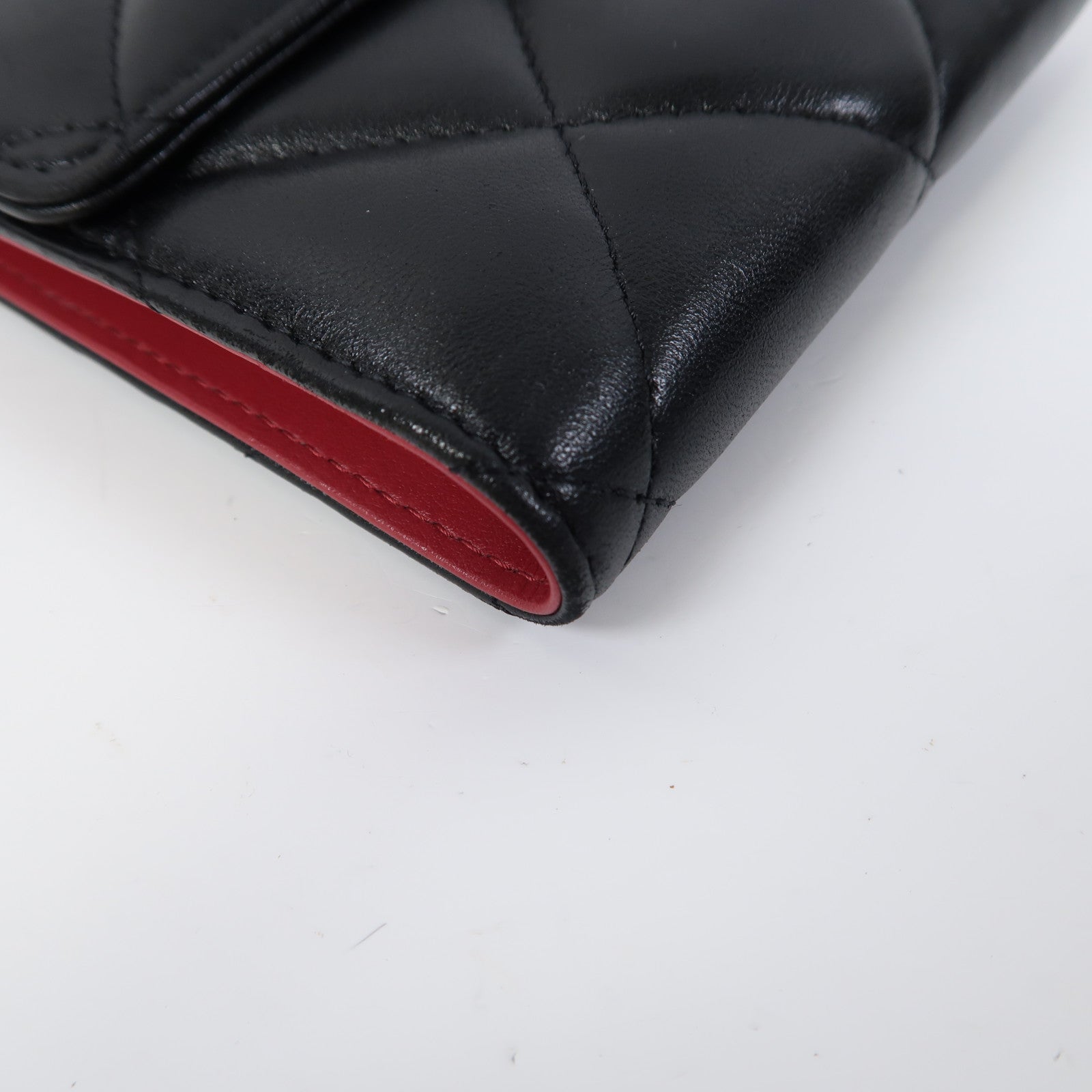 CHANEL 菱格羊皮皮革Chanel 19 Wallet銀扣錢包黑色