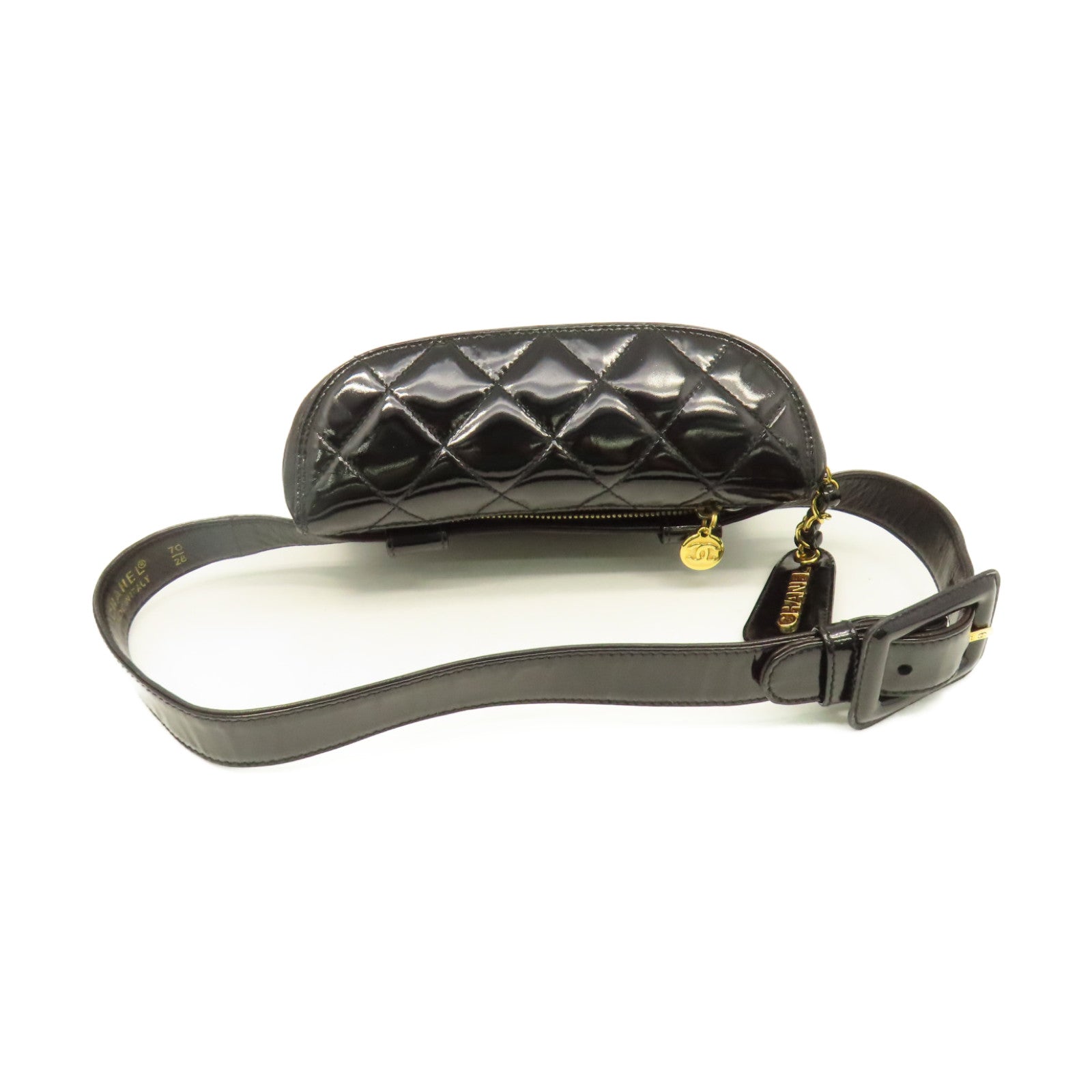 CHANEL **【清倉大減價】菱格漆皮皮革Waist Bag金扣腰包黑色