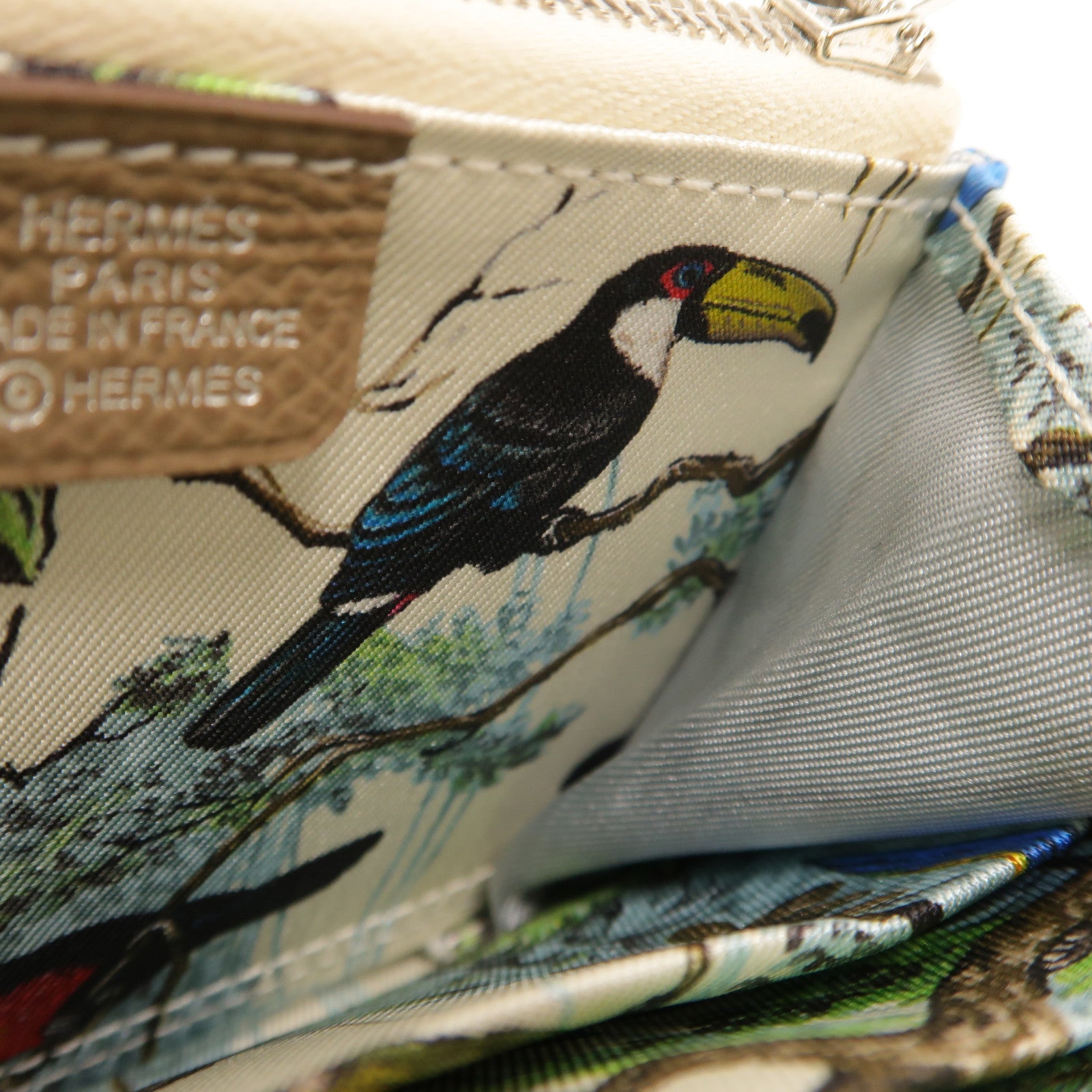 HERMES Epsom皮革Silk In Compact Wallet錢包Etoupe