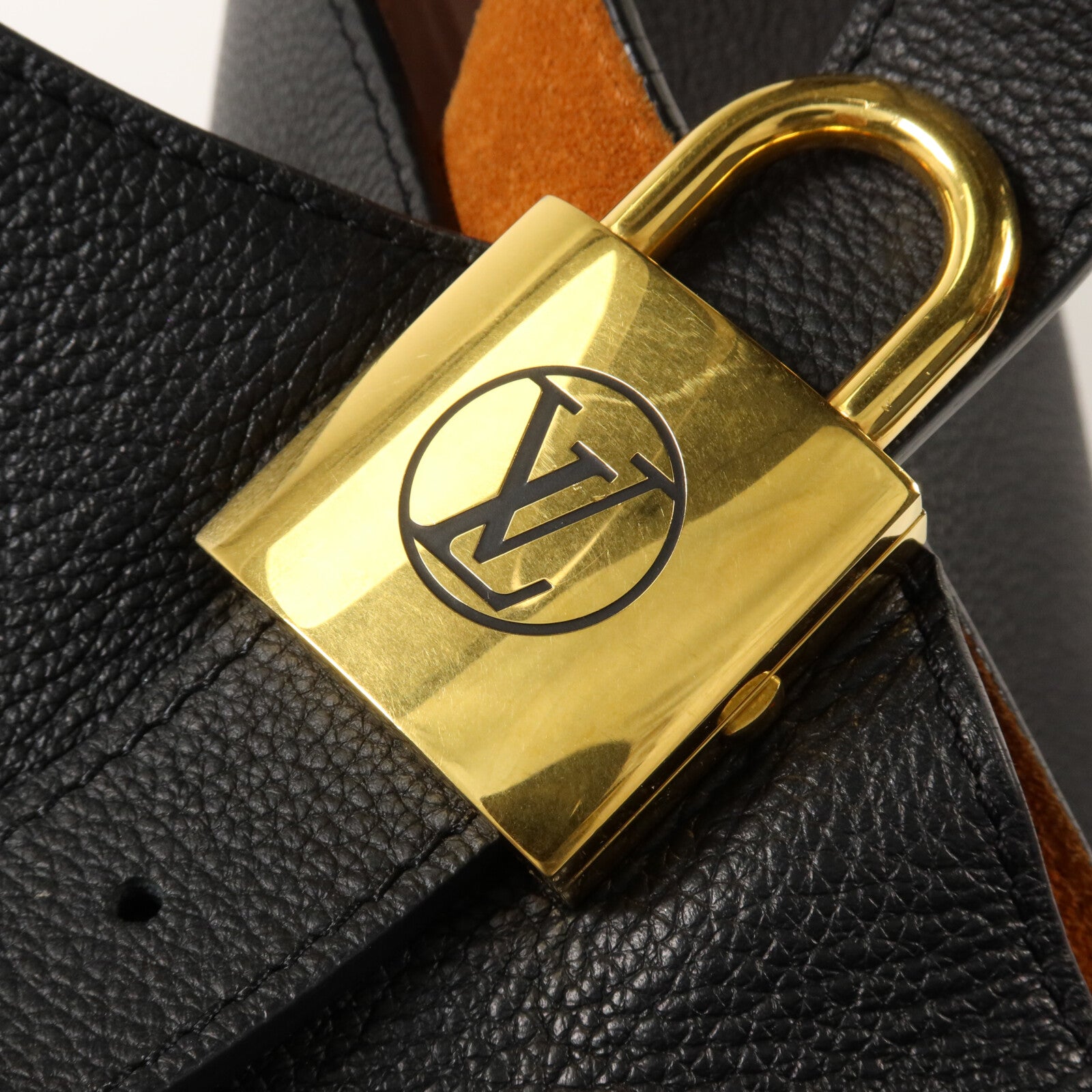 LOUIS VUITTON 牛皮皮革Low Key Hobo MM肩背袋