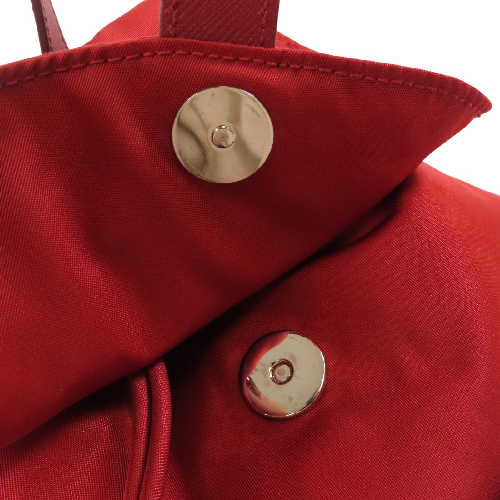PRADA 尼龍Backpack銀扣背包