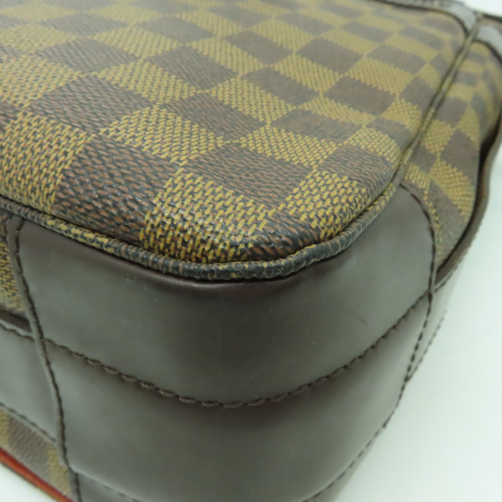 LOUIS VUITTON 【清倉大減價】Damier Bastille肩背袋啡色