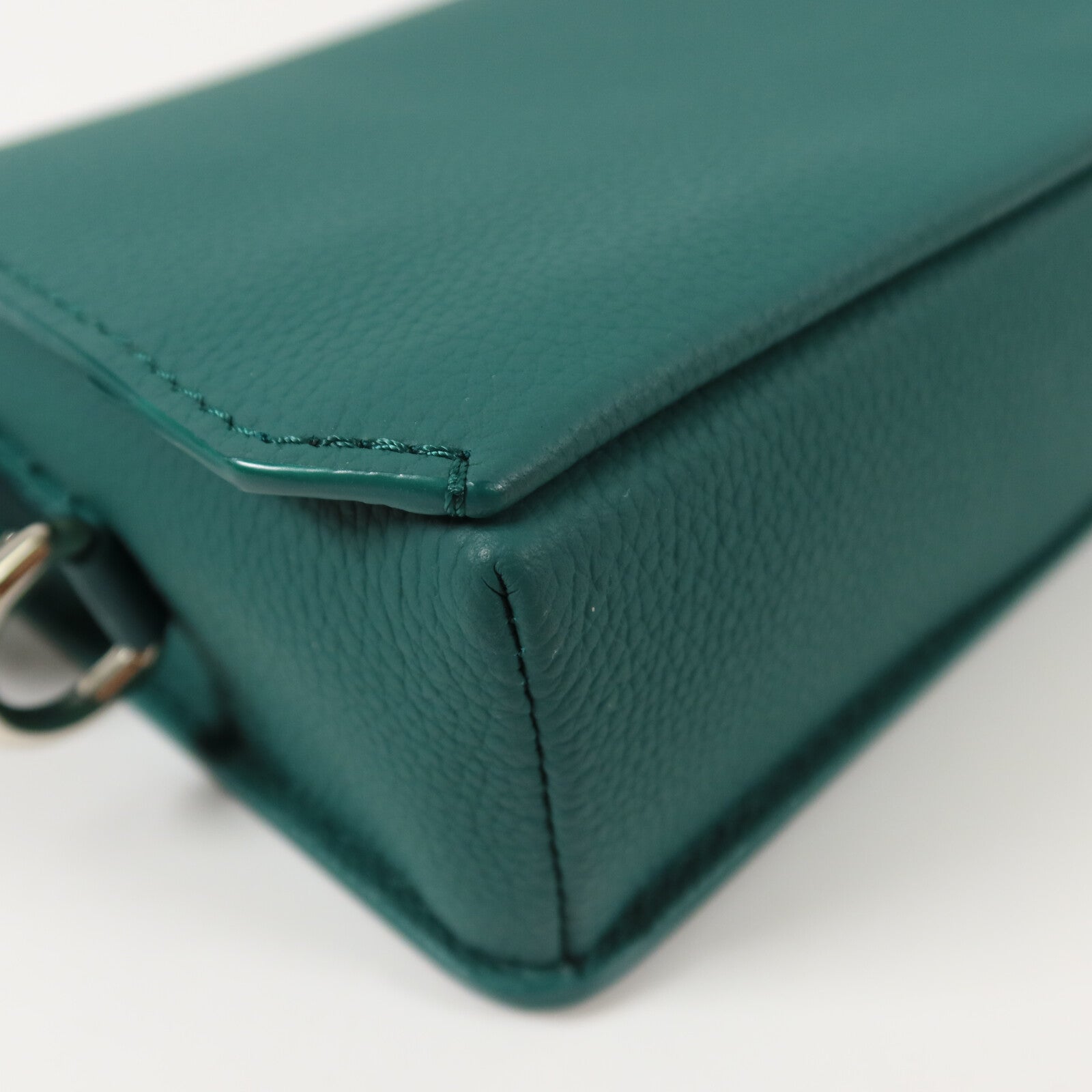 LOUIS VUITTON Aerogram Fastline肩背袋