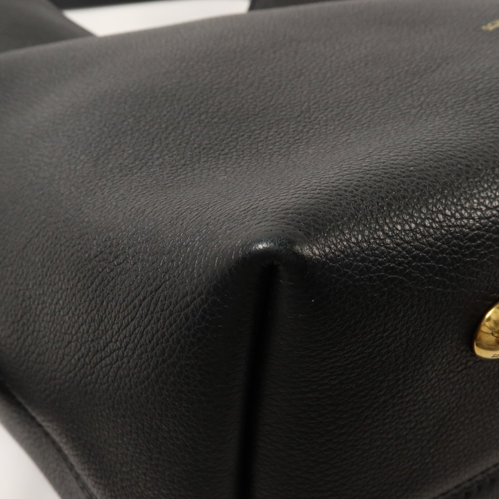 LOUIS VUITTON 牛皮皮革Low Key Hobo MM肩背袋