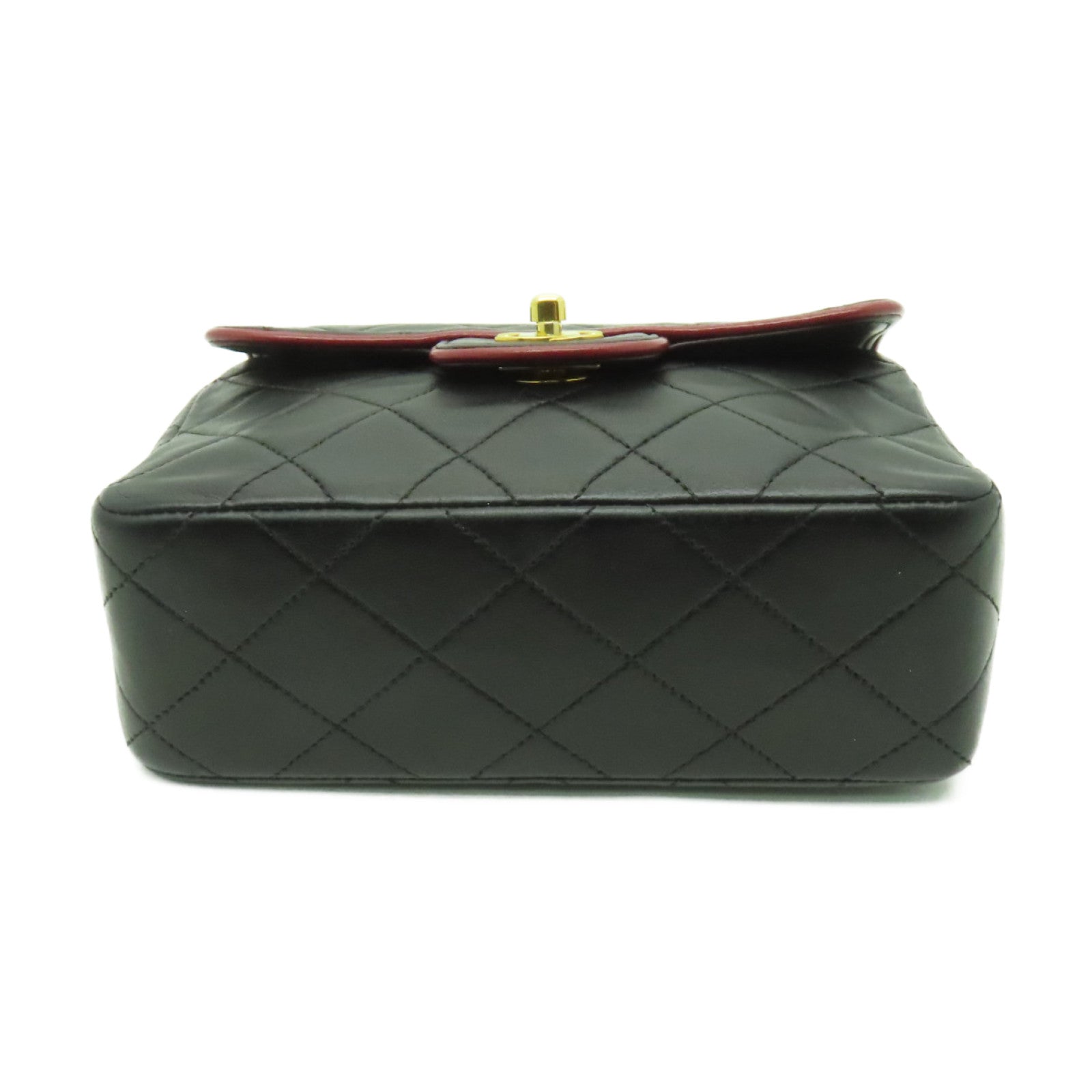 CHANEL 【清倉大減價】菱格羊皮皮革Classic Flap Mini金扣鏈帶肩背袋黑色/紅色