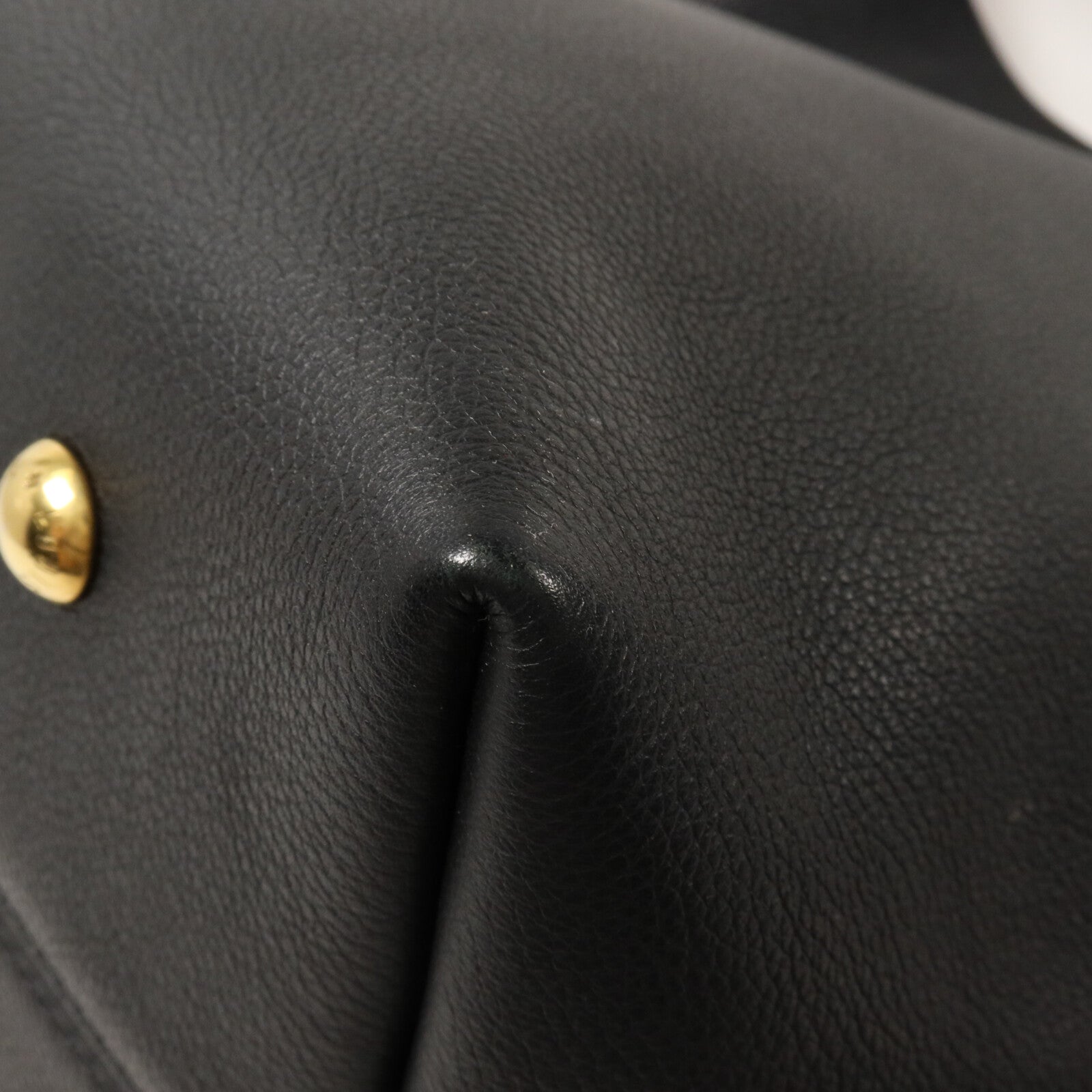 LOUIS VUITTON 牛皮皮革Low Key Hobo MM肩背袋