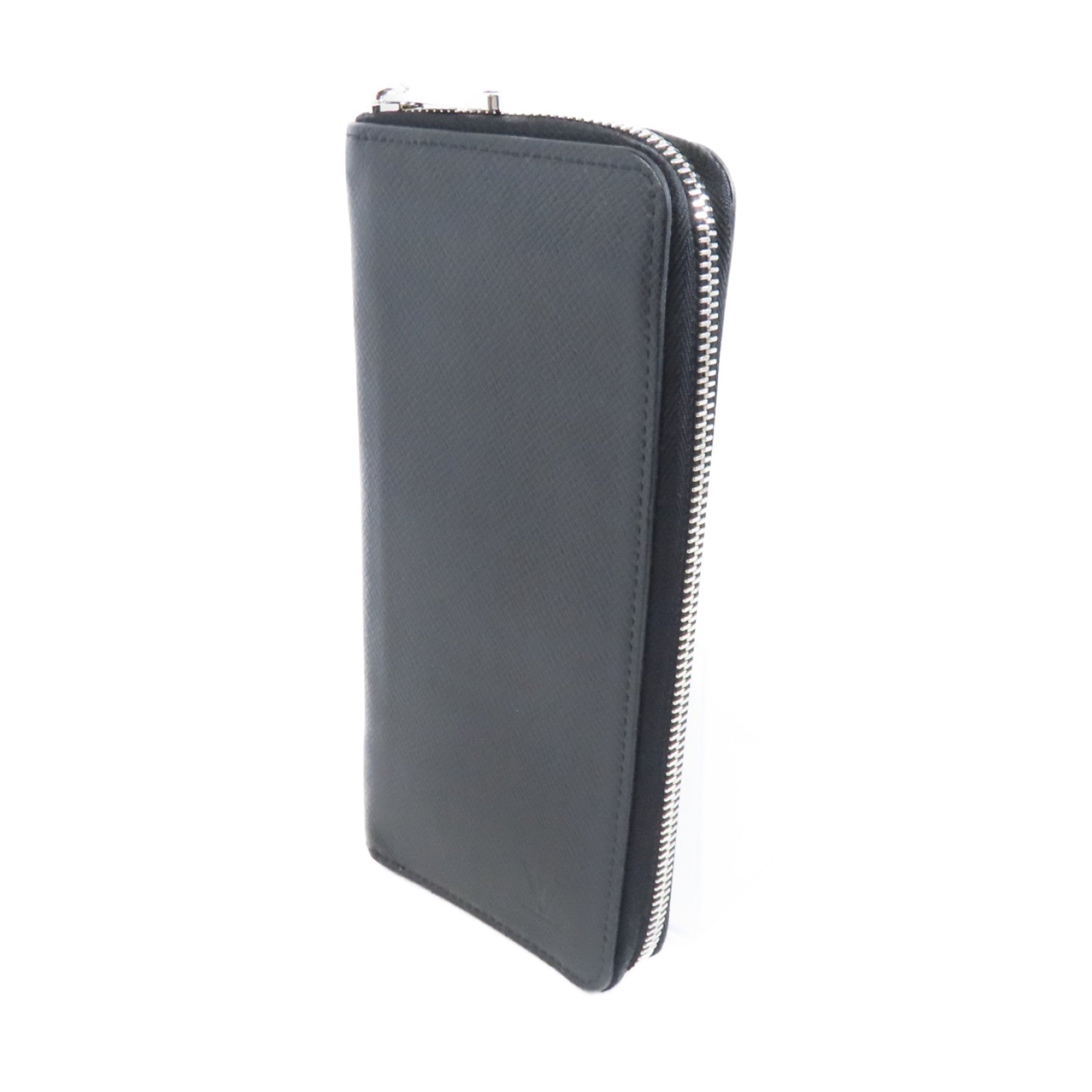 LOUIS VUITTON 【激減優惠】Taiga Zipper Wallet Vertical銀扣長錢包黑色