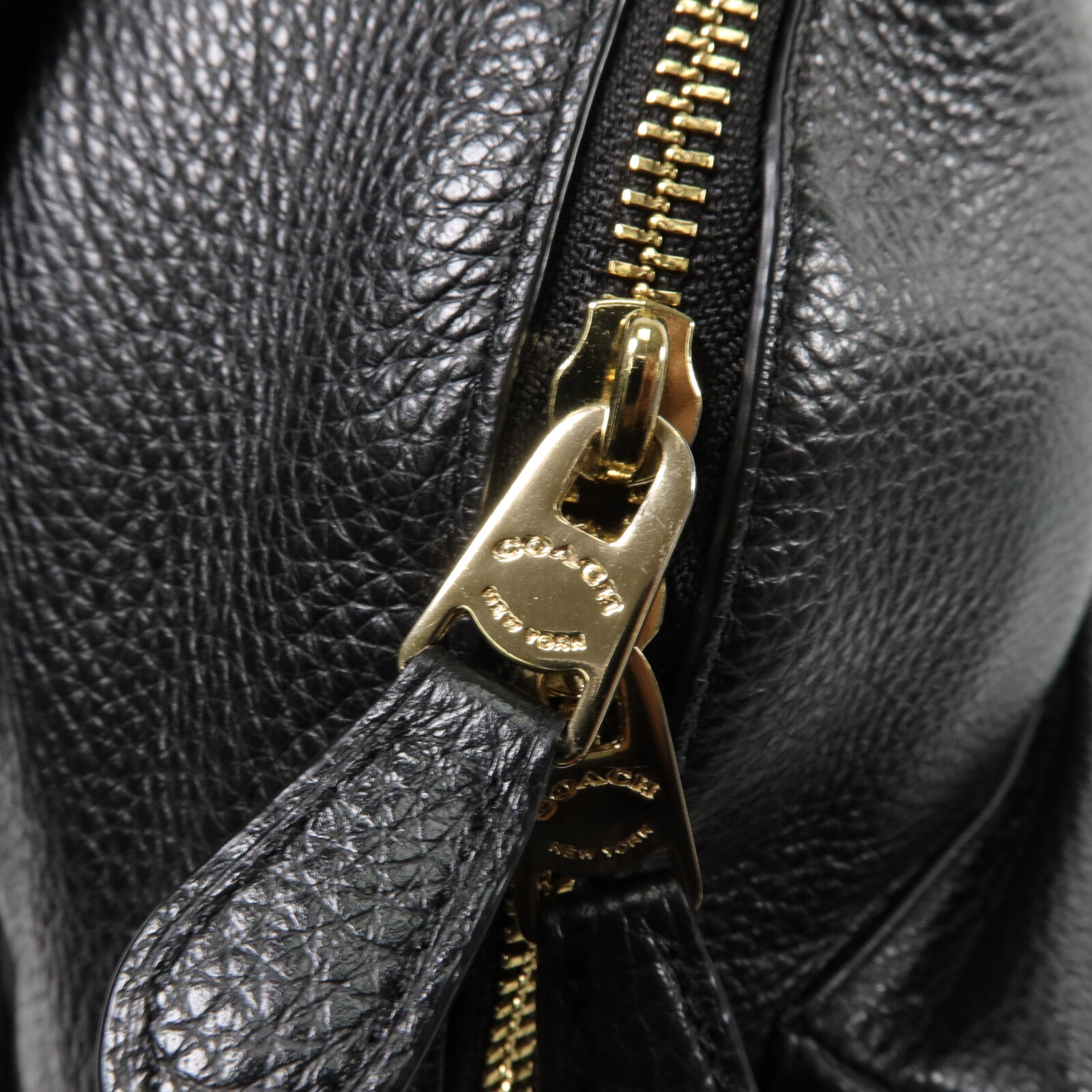 COACH 牛皮皮革Backpack背包