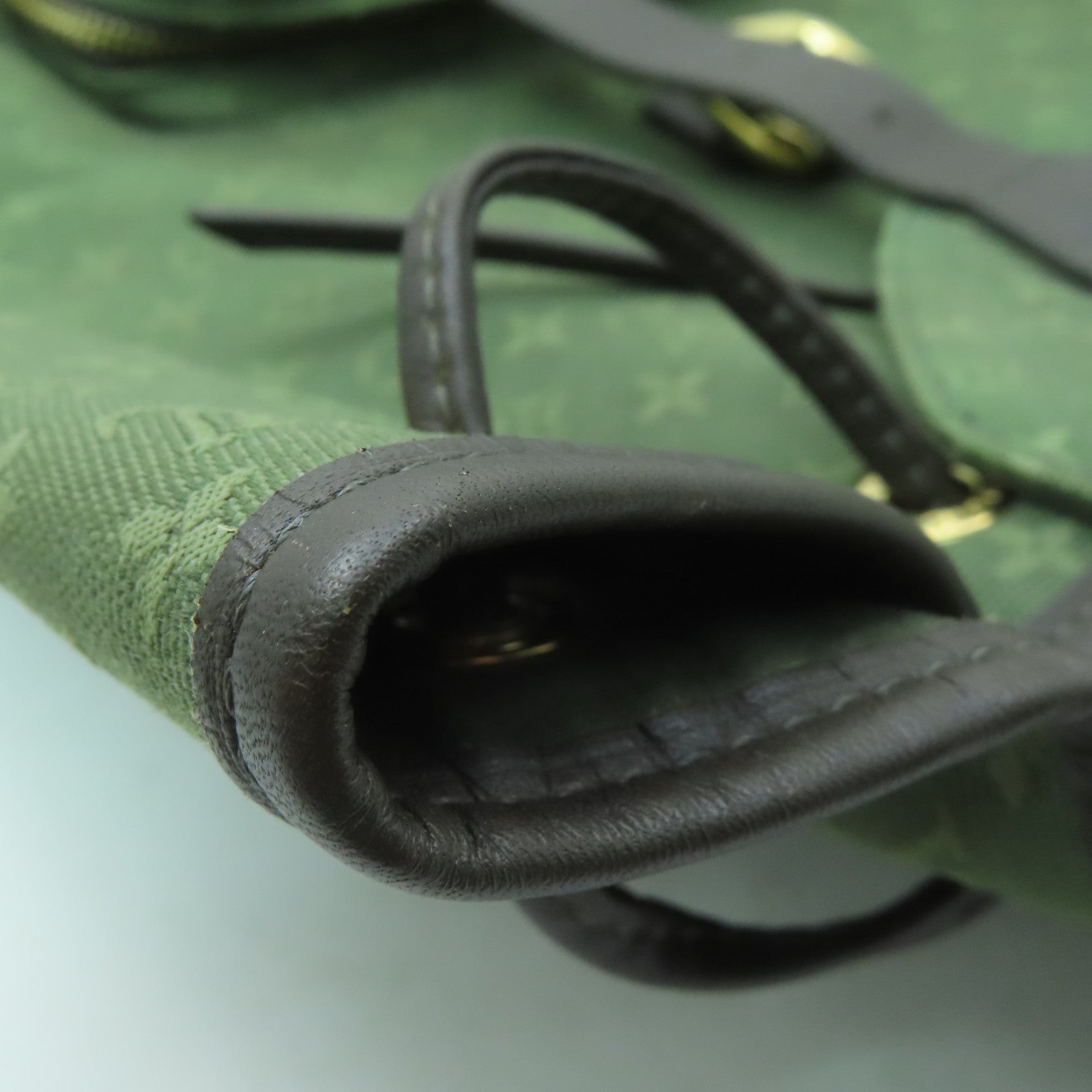 LOUIS VUITTON Monogram Mini Montsouris GM金扣背包綠色