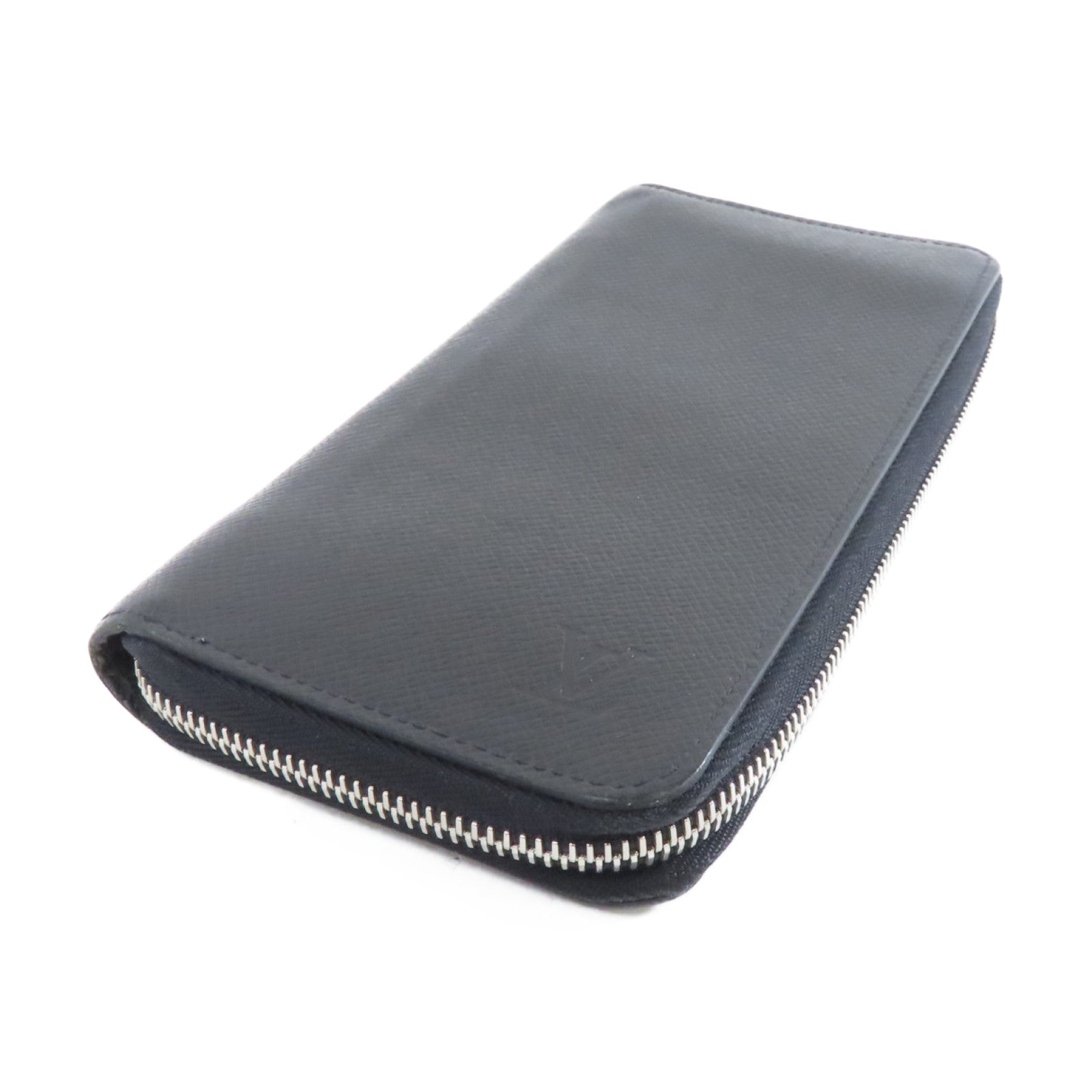 LOUIS VUITTON 【激減優惠】Taiga Zipper Wallet Vertical銀扣長錢包黑色