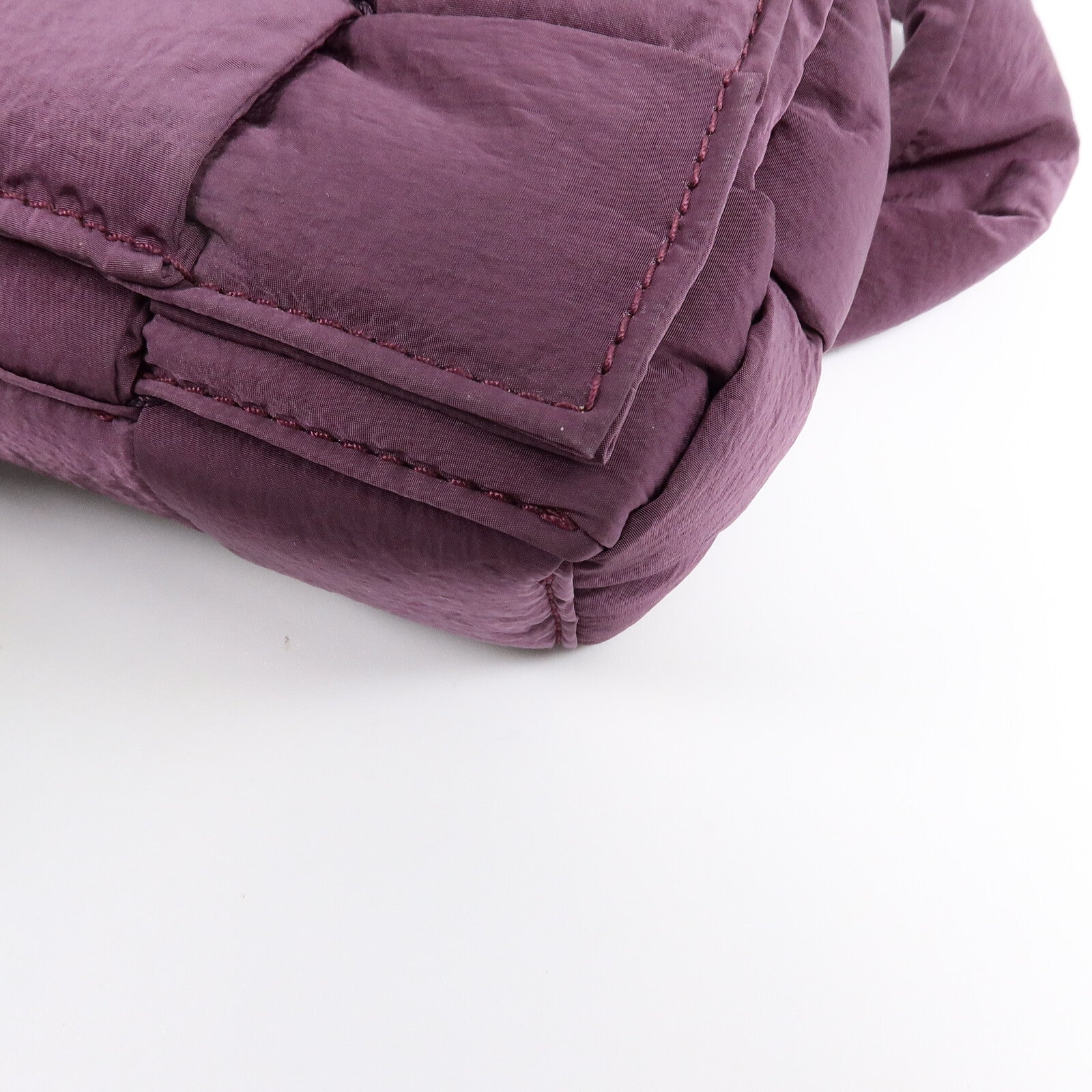 BOTTEGA VENETA 尼龍Padded Tech Cassette Mini肩背袋