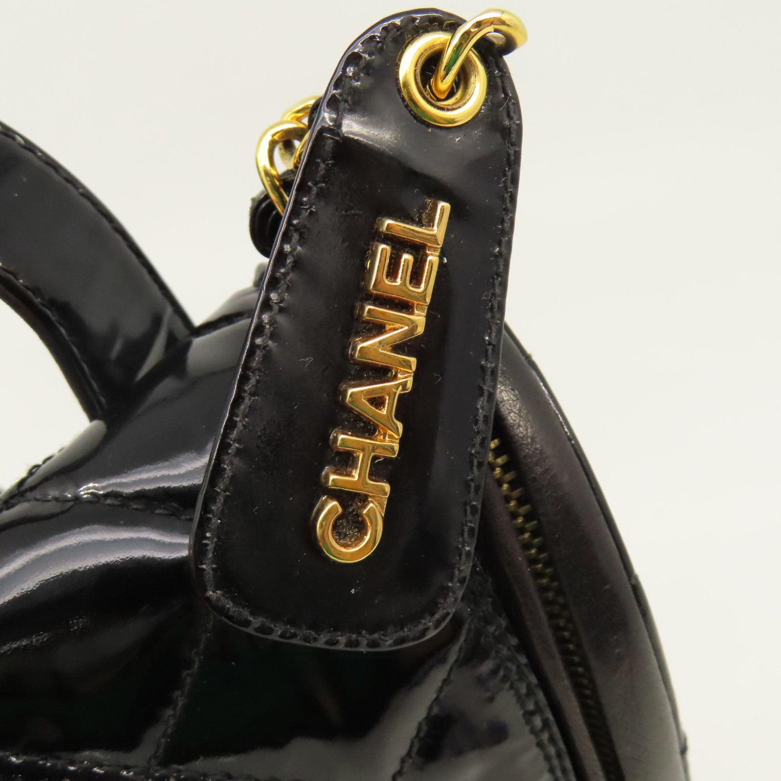 CHANEL **【清倉大減價】菱格漆皮皮革Waist Bag金扣腰包黑色