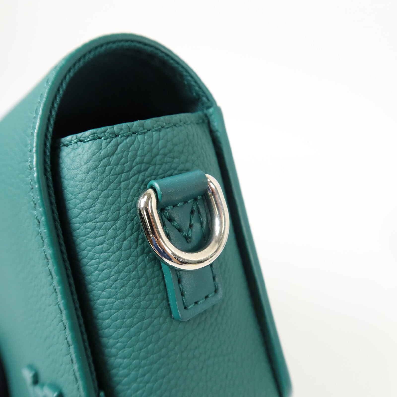 LOUIS VUITTON Aerogram Fastline肩背袋