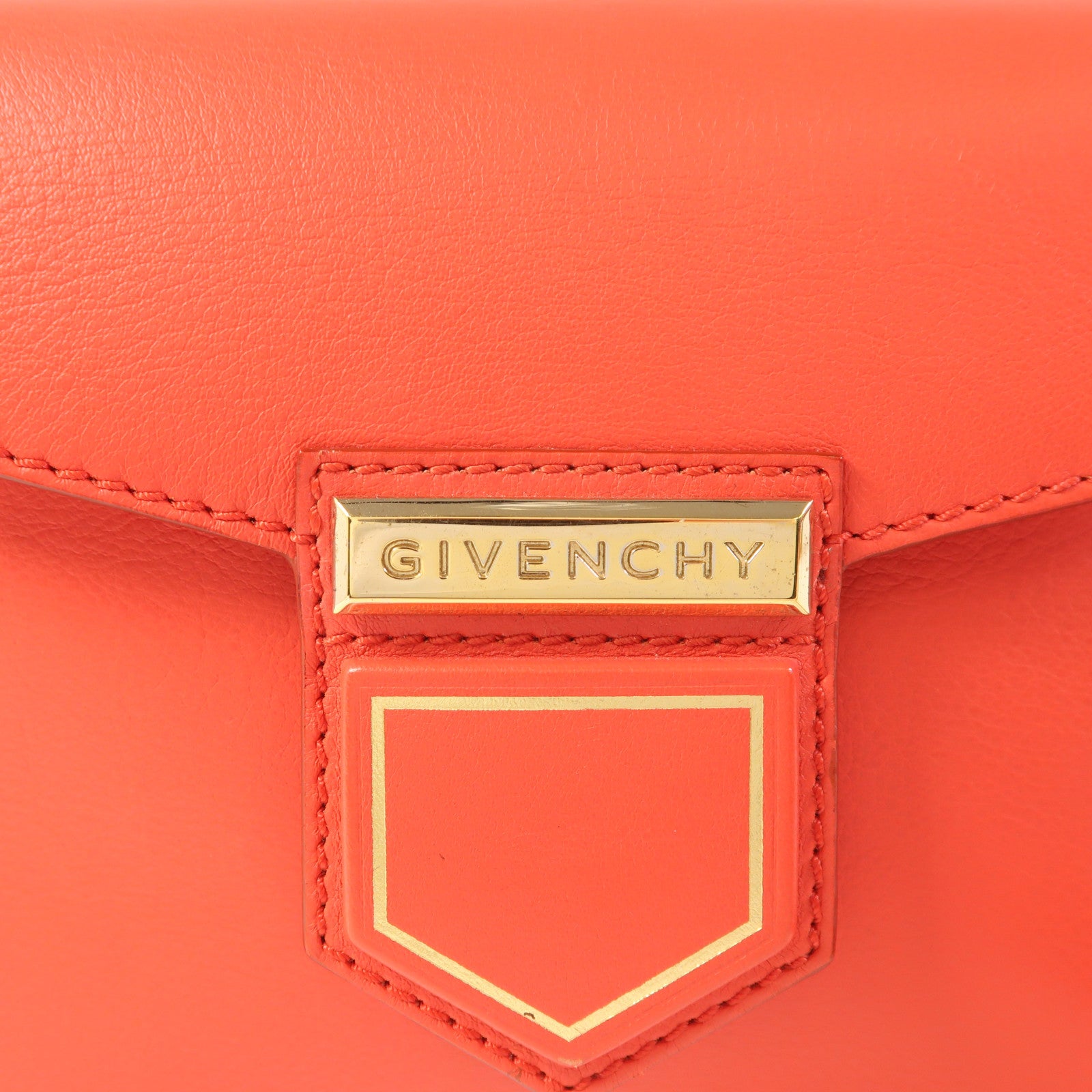 GIVENCHY 【激減優惠】牛皮皮革Mini Nobile金扣肩背袋