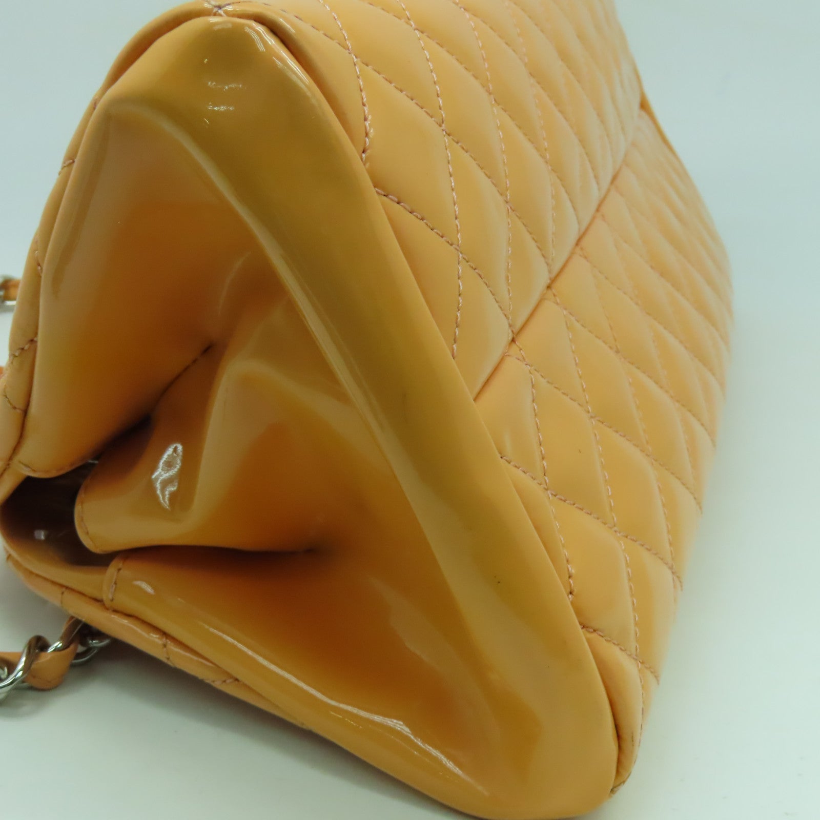 CHANEL 【清倉大減價】菱格漆皮皮革Chain Shoulder Bag銀扣鏈帶肩背袋橙色