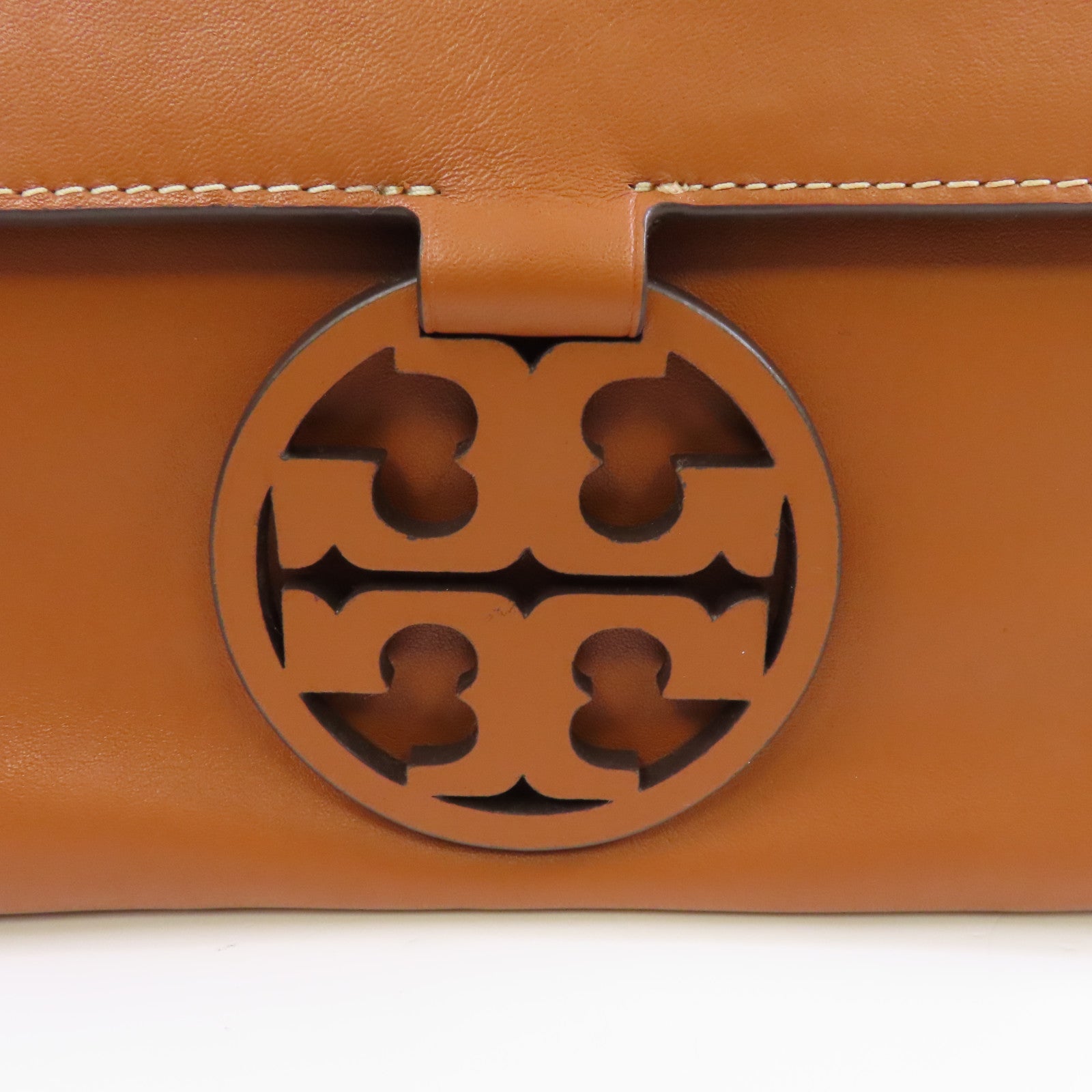 Tory Burch 牛皮皮革Clutch金扣手拿包啡色
