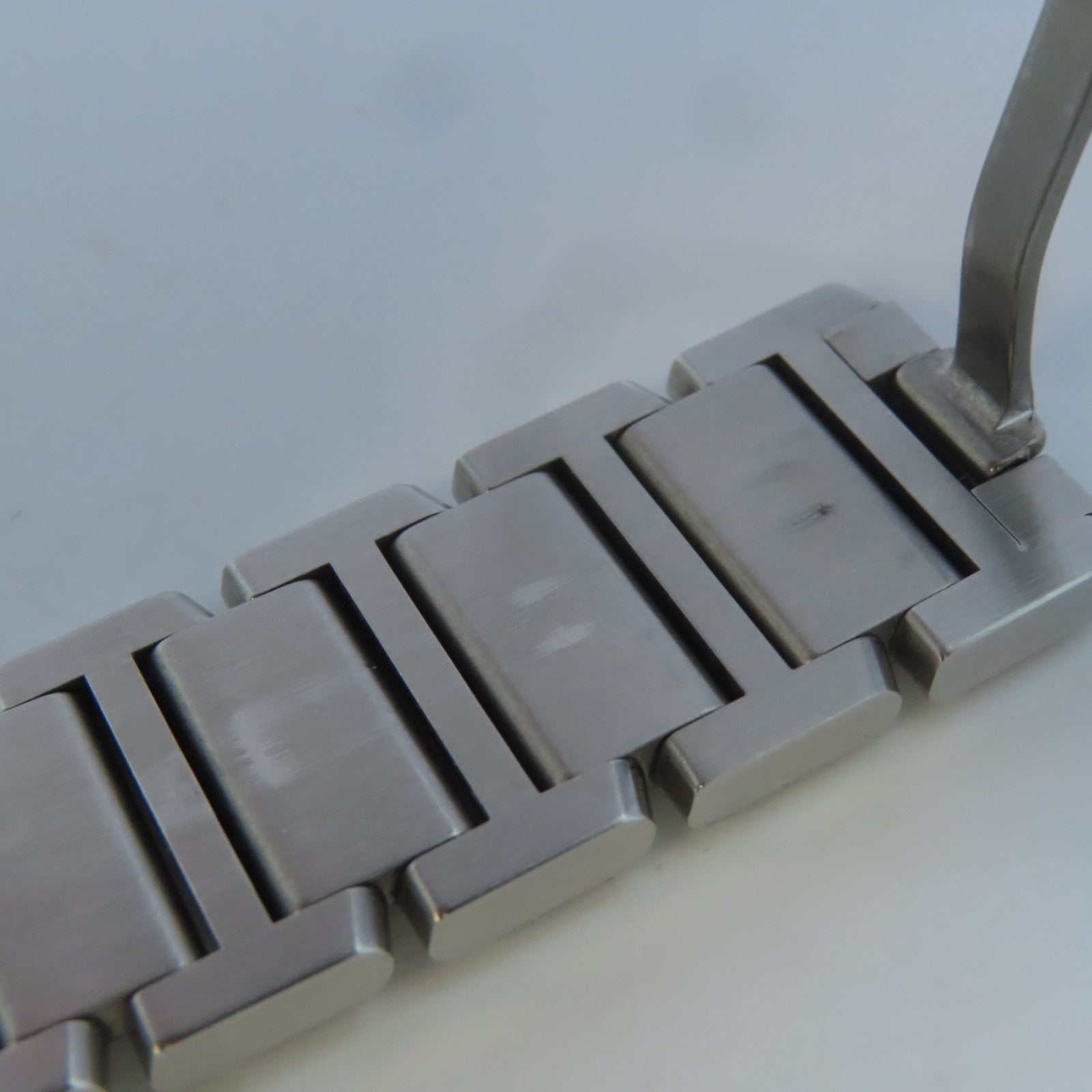 CARTIER Tank Francaise不鏽鋼手錶石英機芯白色