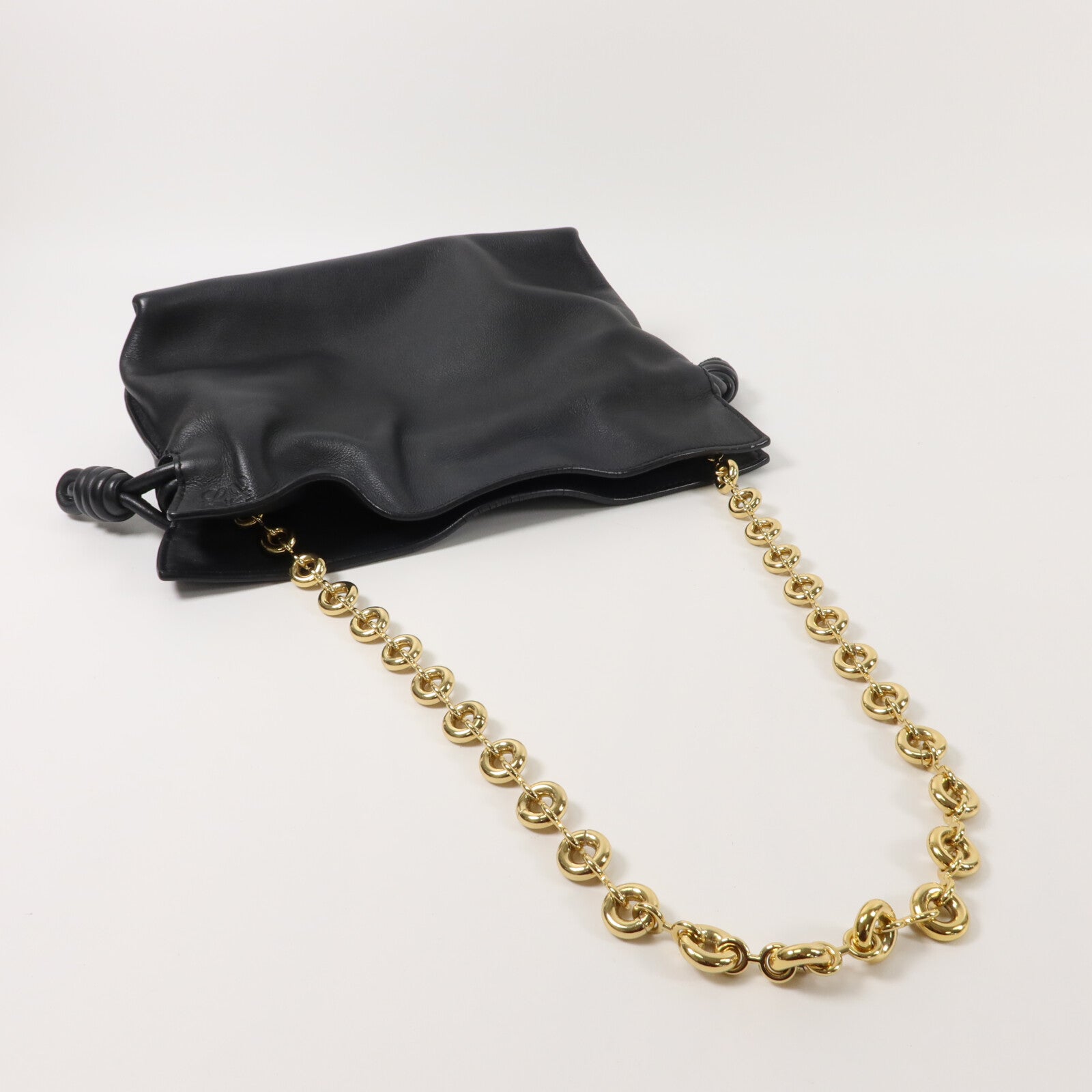 LOEWE 羊皮皮革Mini Flamenco Clutch With Chain鏈帶肩背袋