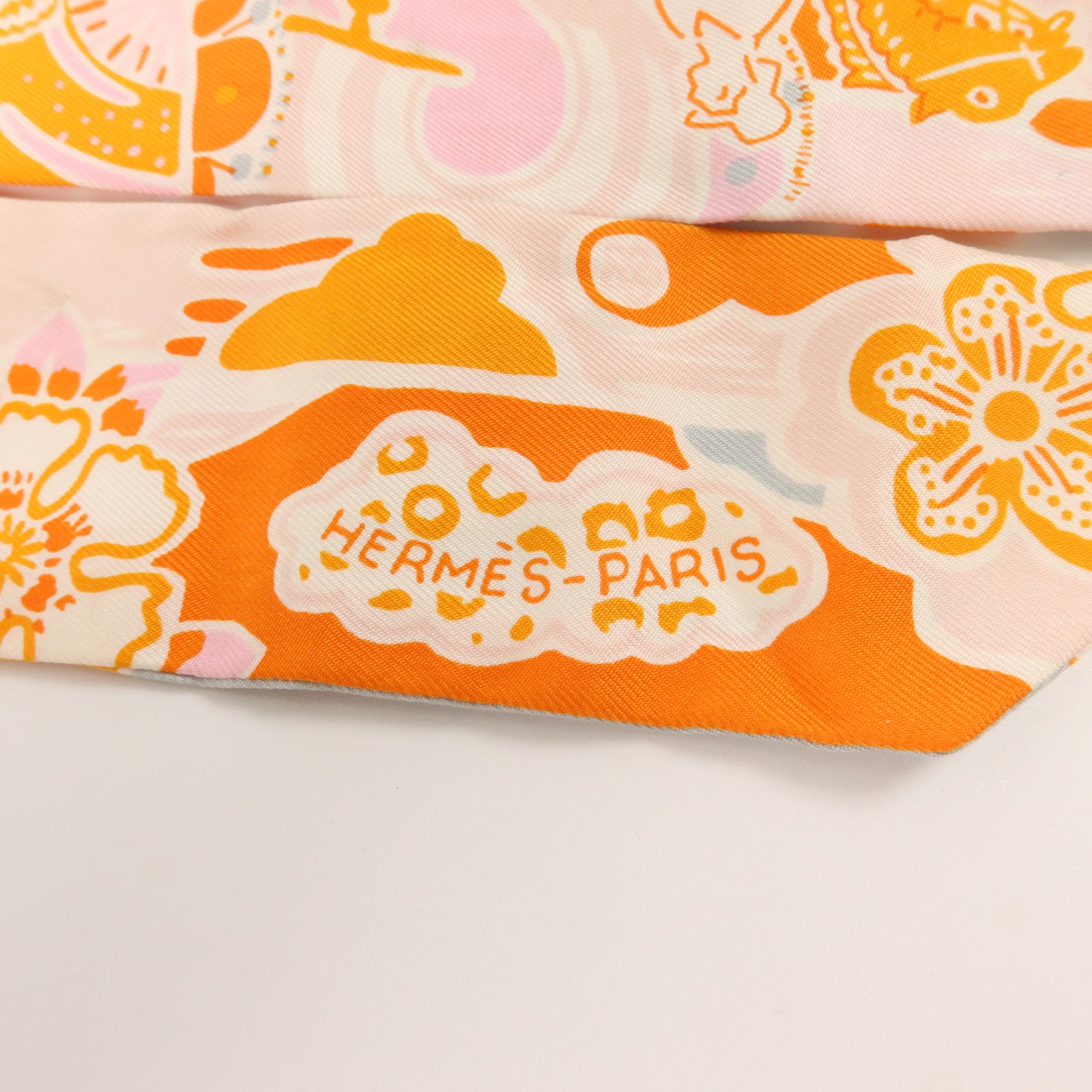 HERMES 絲質Twilly絲巾
