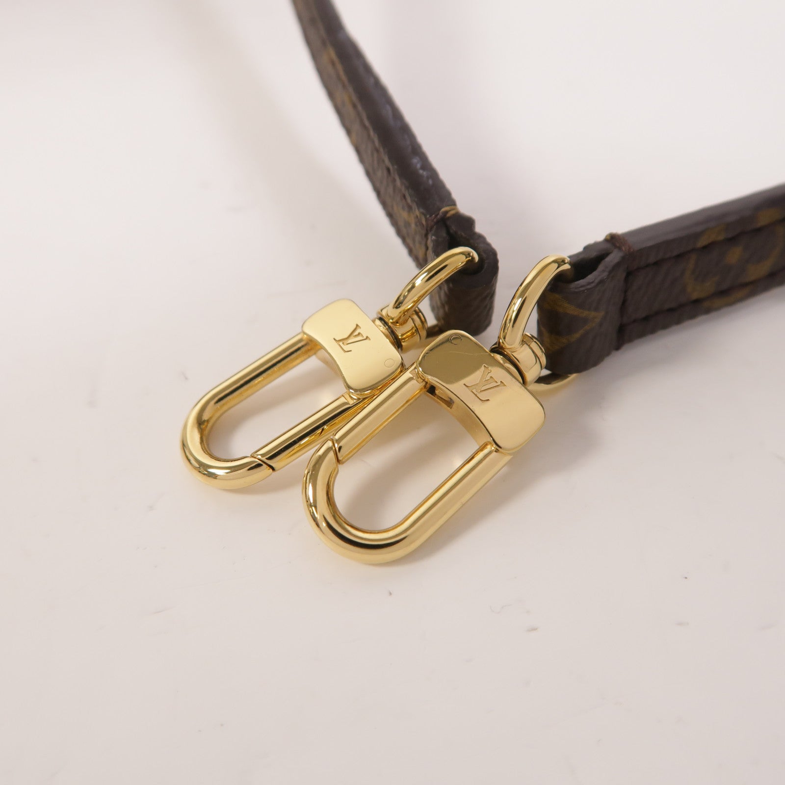 LOUIS VUITTON Monogram Reverse On The Go BB金扣手挽肩背兩用袋