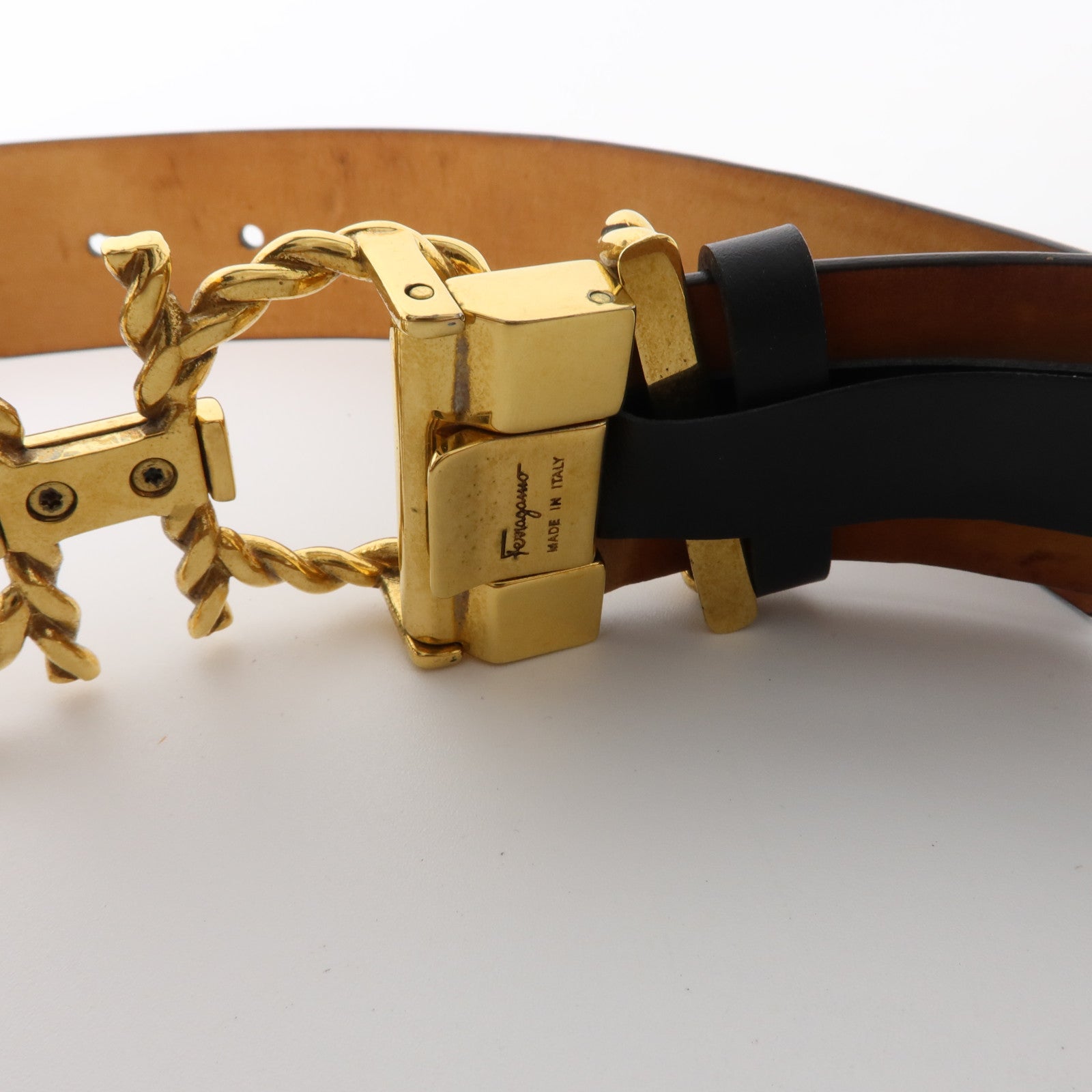 Salvatore Ferragamo 牛皮皮革Gancini Torchon Reversible Belt皮帶
