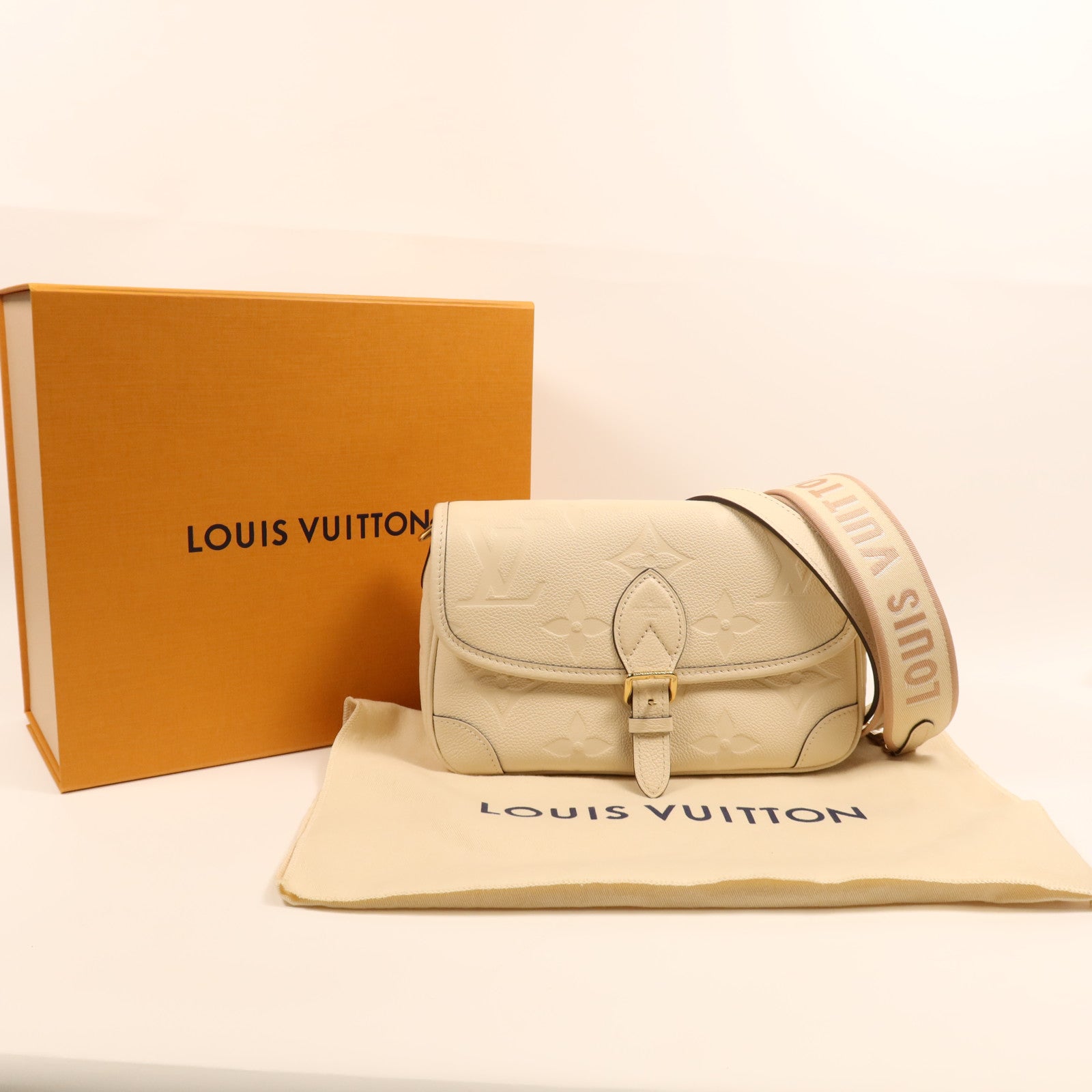 LOUIS VUITTON Monogram Empreinte Diane金扣手挽肩背兩用袋