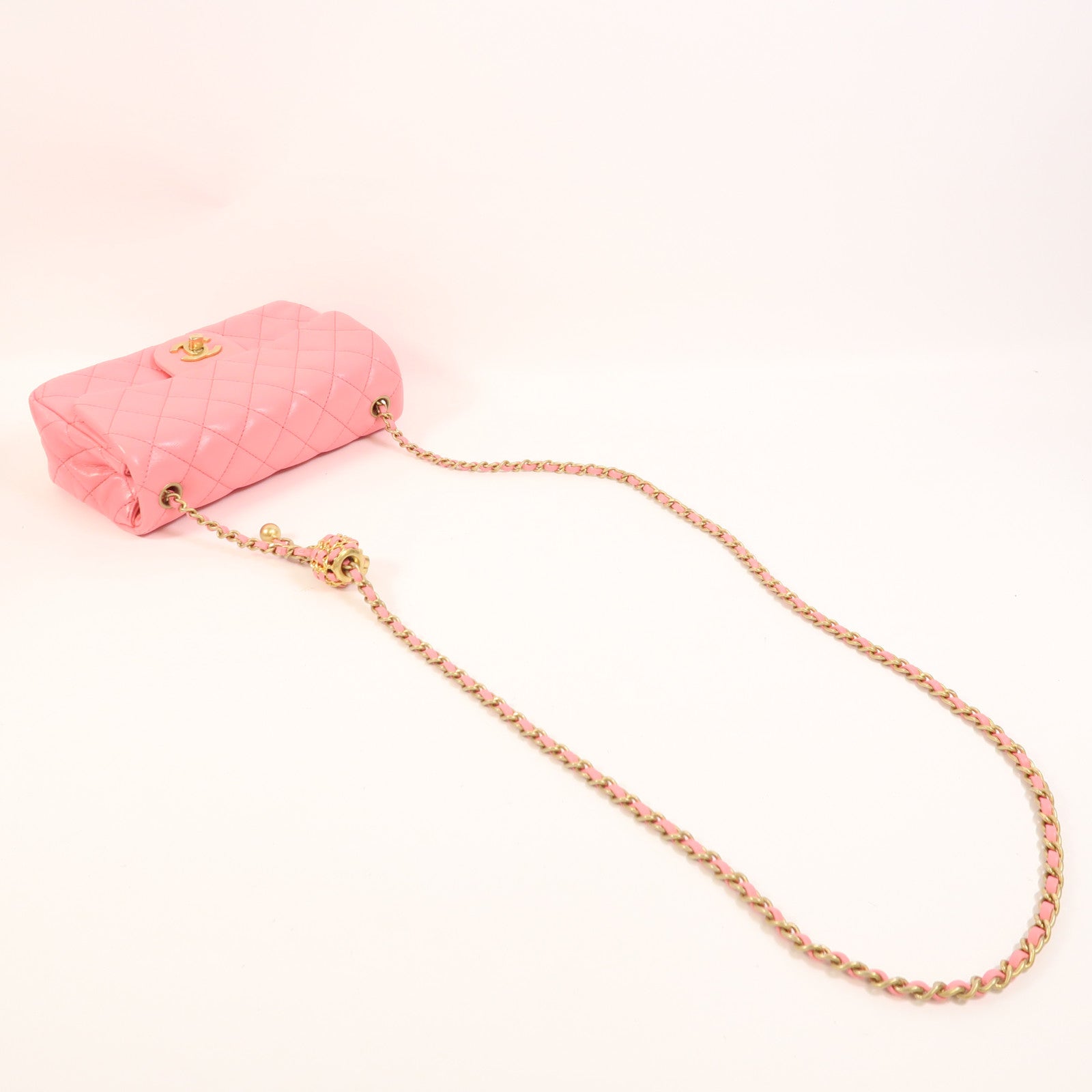 CHANEL 羊皮皮革Mini Classic 20金扣鏈帶肩背袋