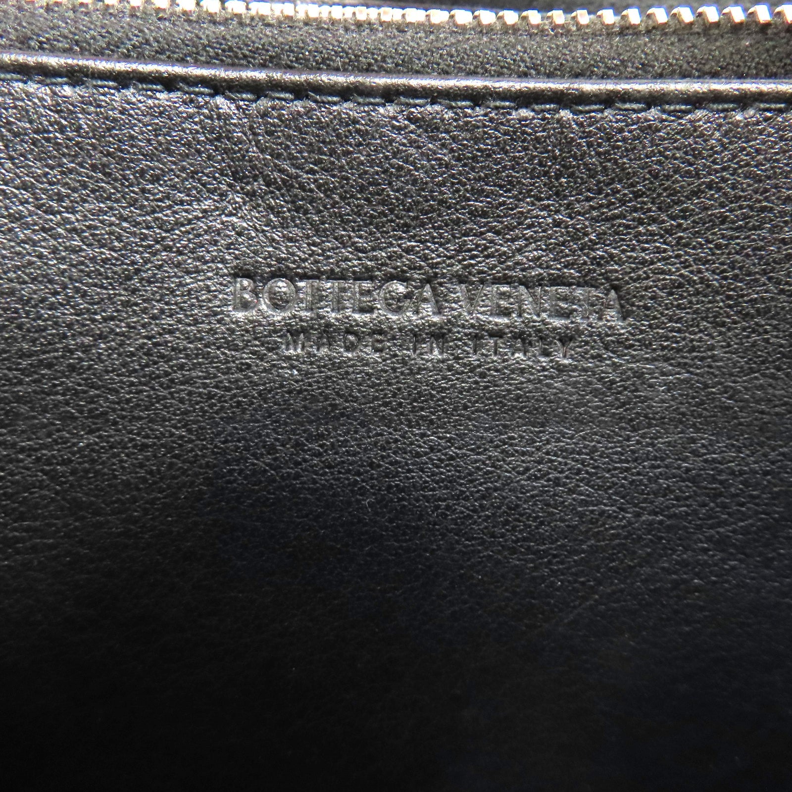 BOTTEGA VENETA 羊皮皮革Long Wallet銀扣長錢包黑色