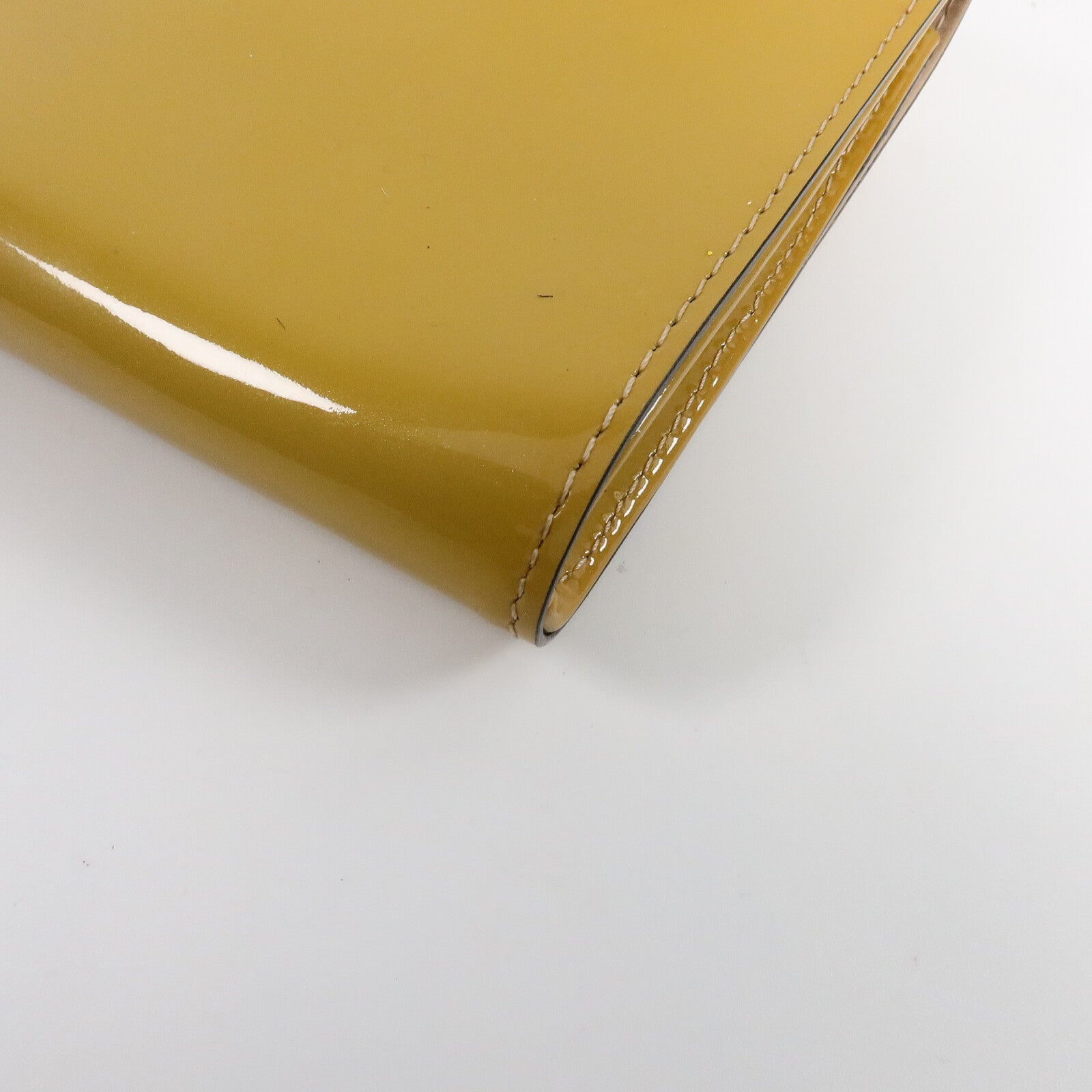 LOUIS VUITTON Vernis Louise Clutch手拿包
