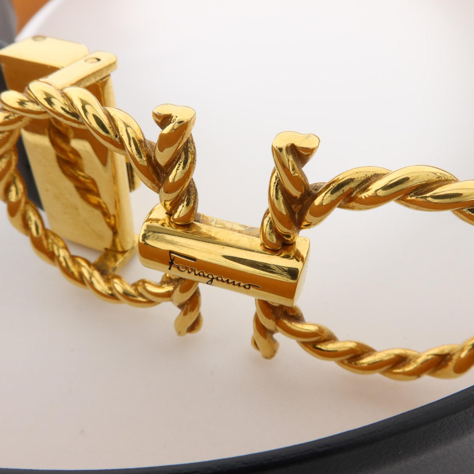 Salvatore Ferragamo 牛皮皮革Gancini Torchon Reversible Belt皮帶