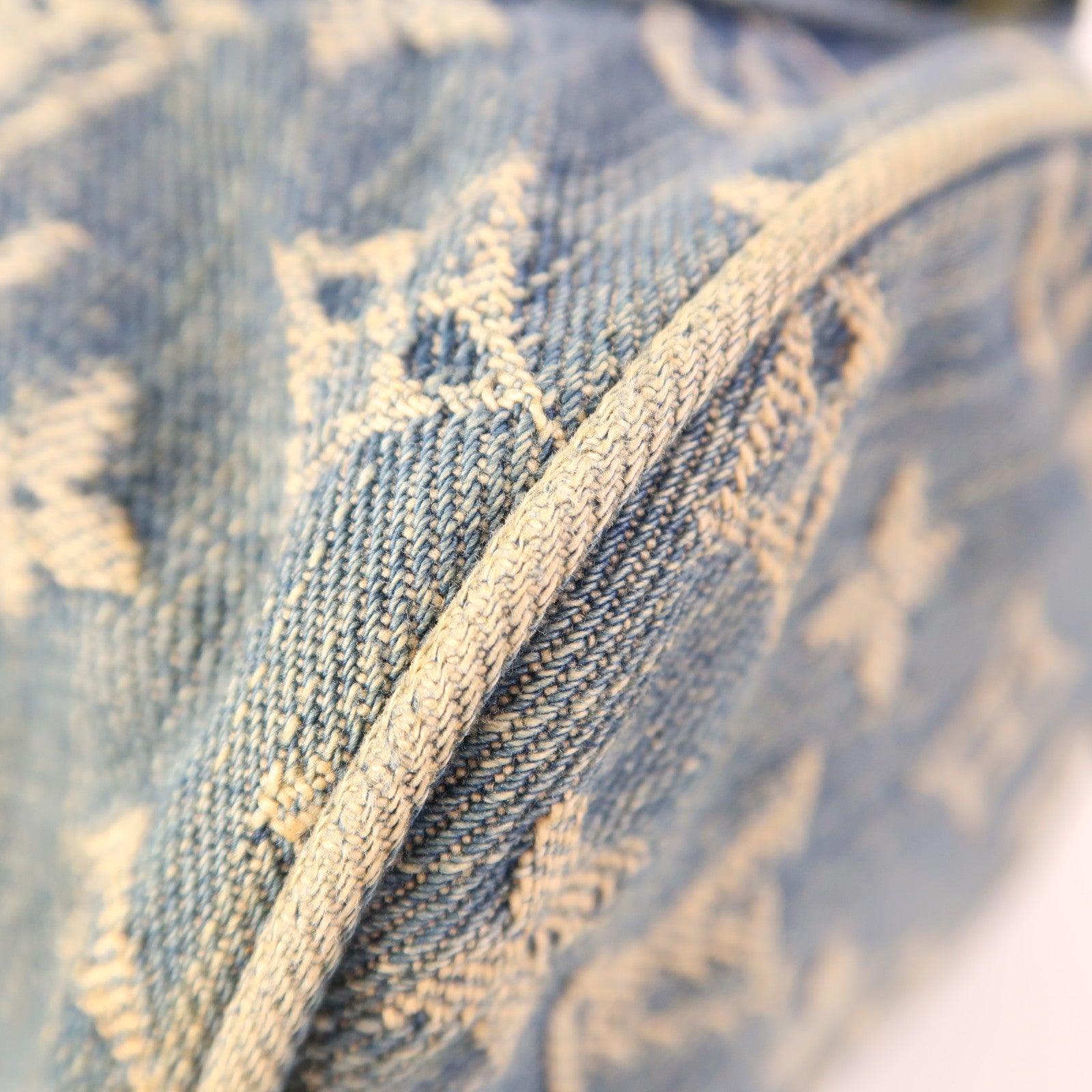 LOUIS VUITTON Monogram Denim Neo Speedy金扣手挽袋
