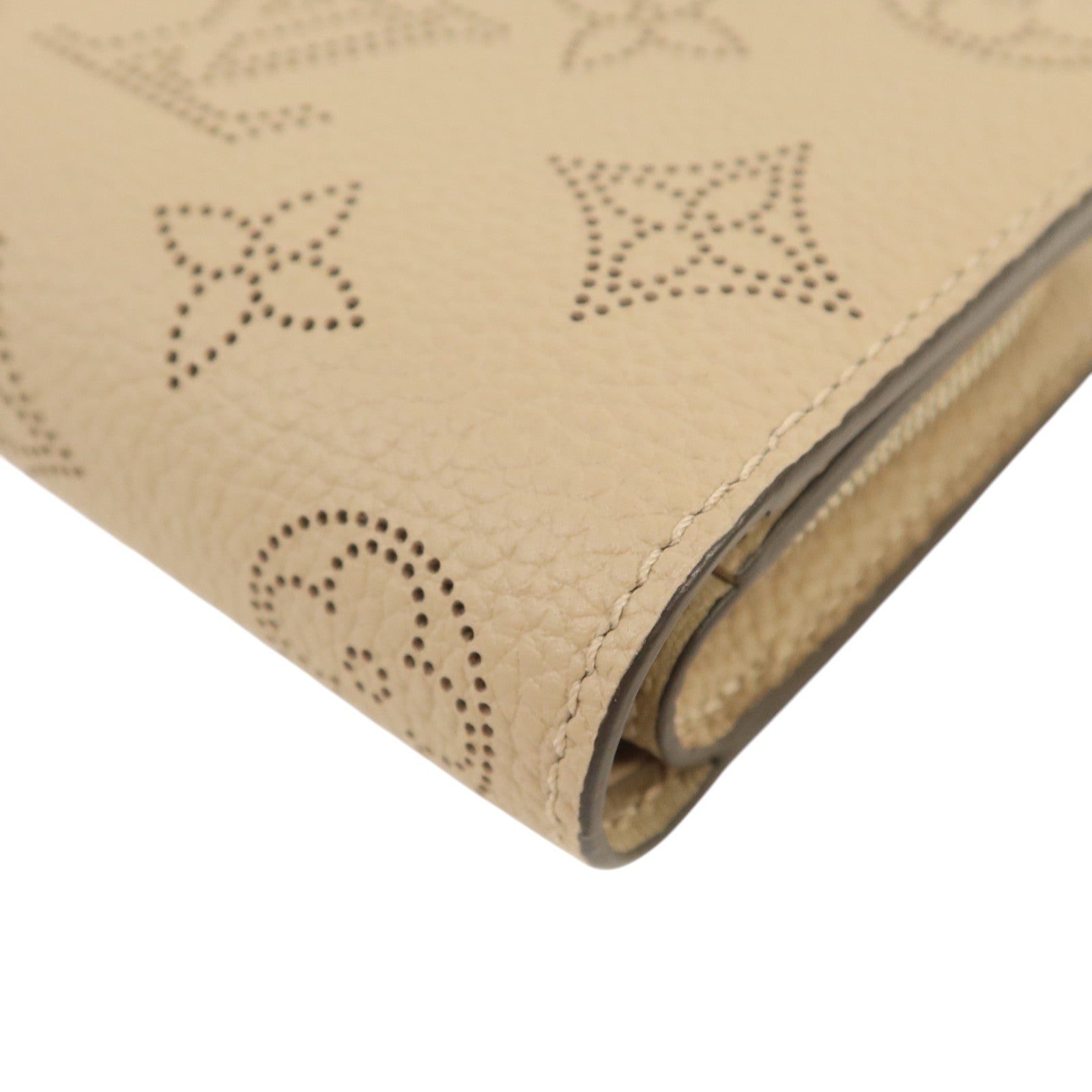 LOUIS VUITTON Mahina Clea Wallet銀扣錢包