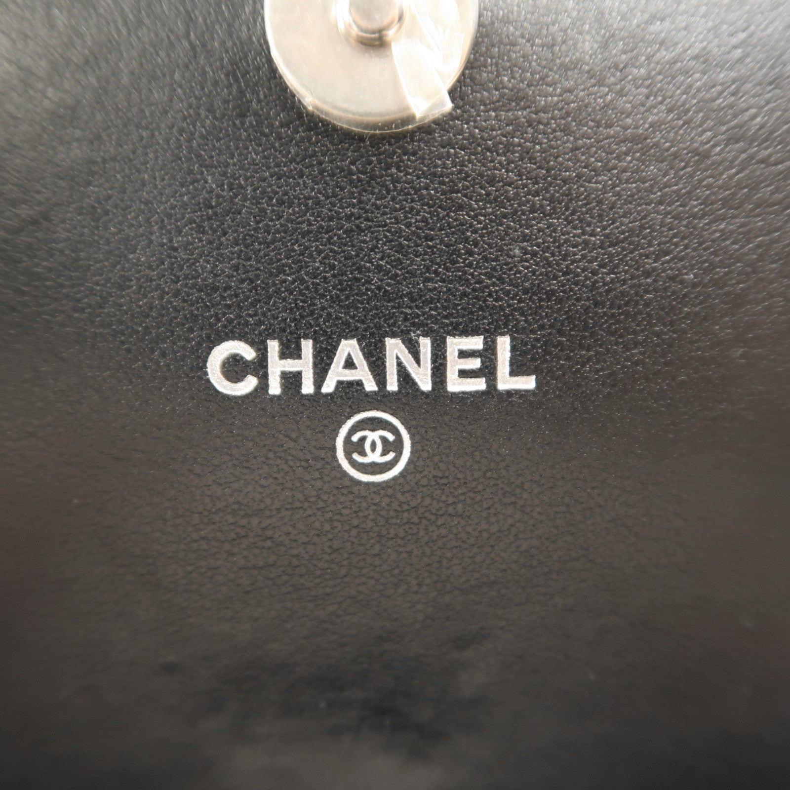 CHANEL 牛皮皮革Shoulder Bag銀扣肩背袋