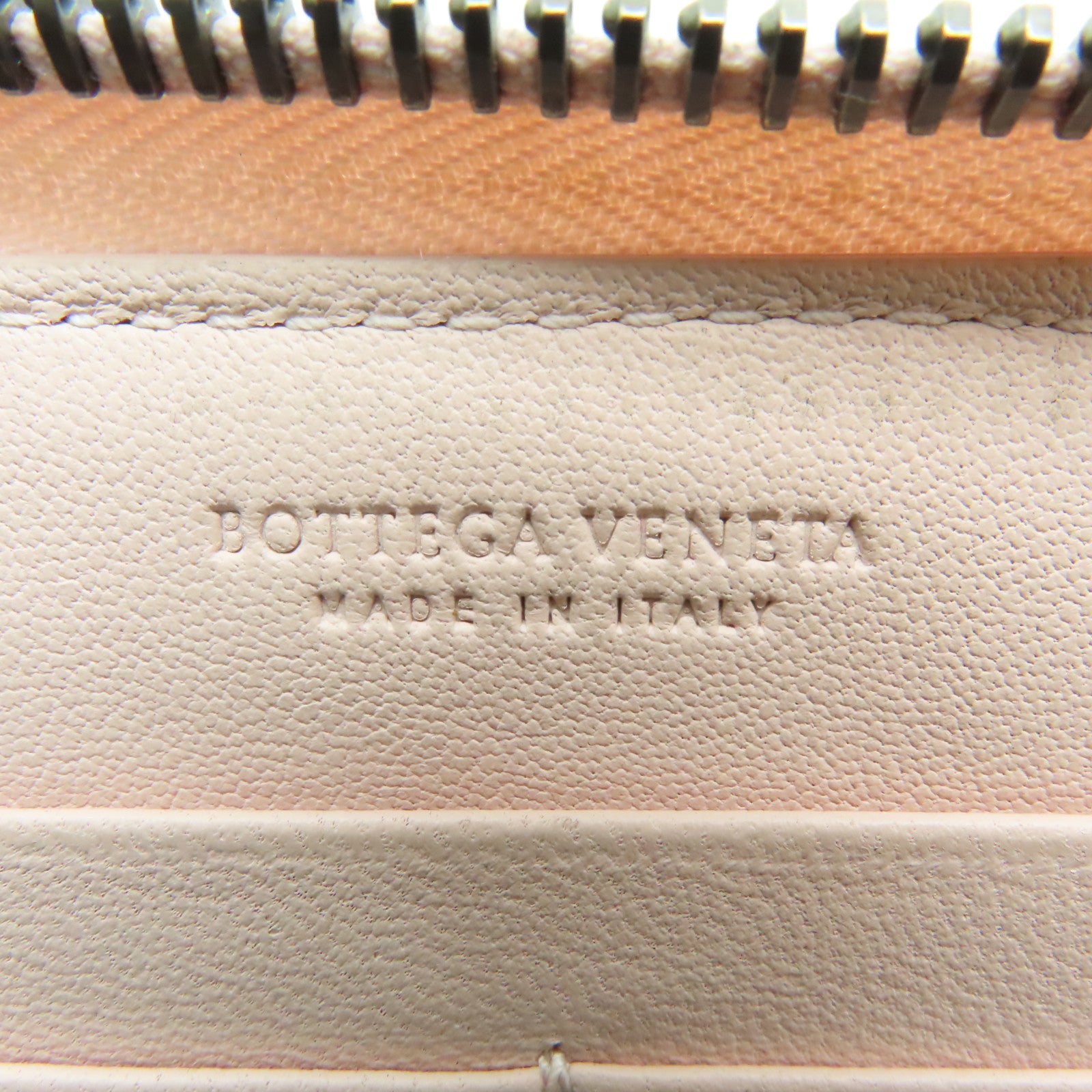 BOTTEGA VENETA 【激減優惠】織紋皮革Wallet黑扣長錢包粉紅色/灰色