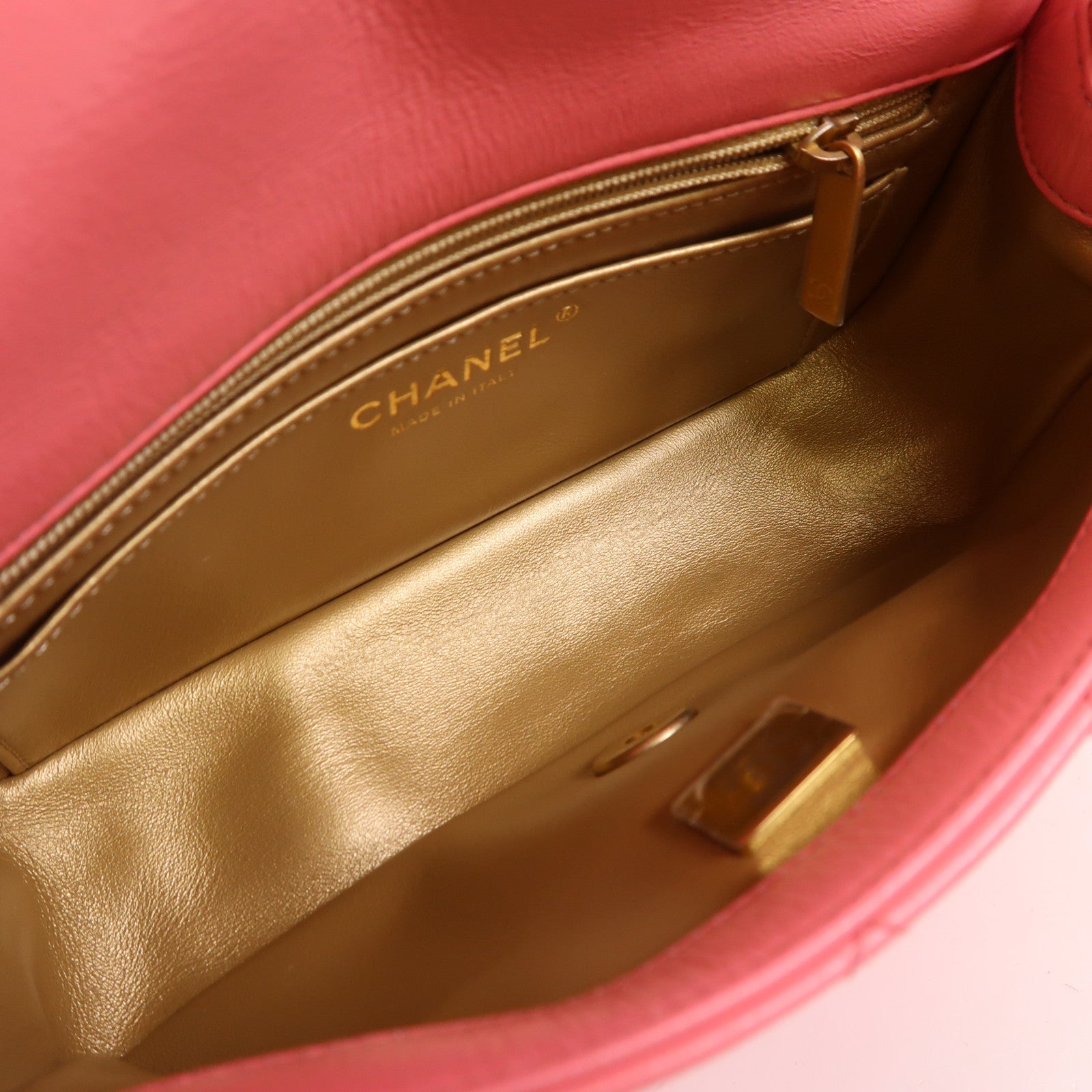 CHANEL 羊皮皮革Mini Classic 20金扣鏈帶肩背袋
