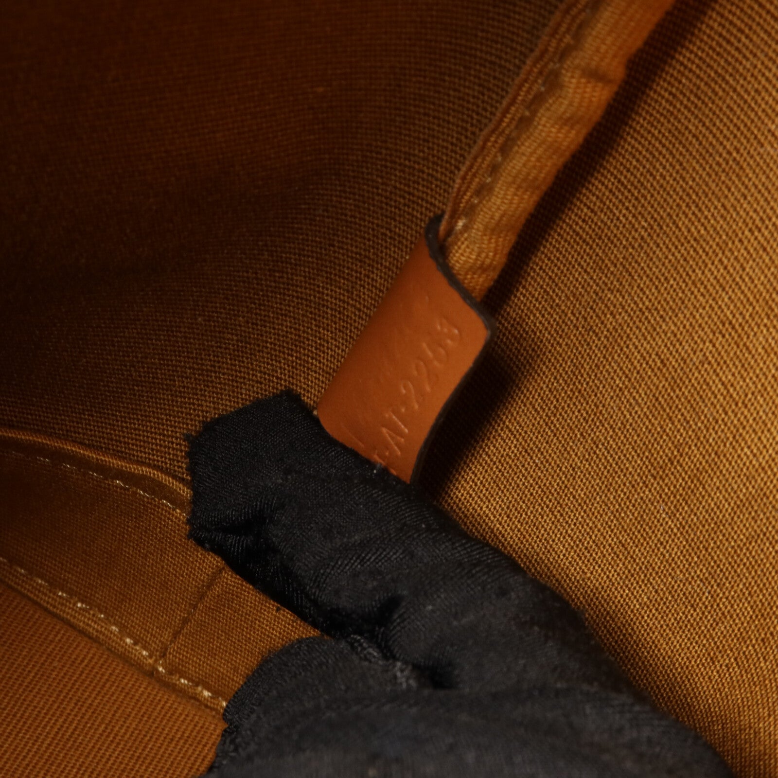 CELINE 塗層帆布Triomphe Small Bucket肩背袋