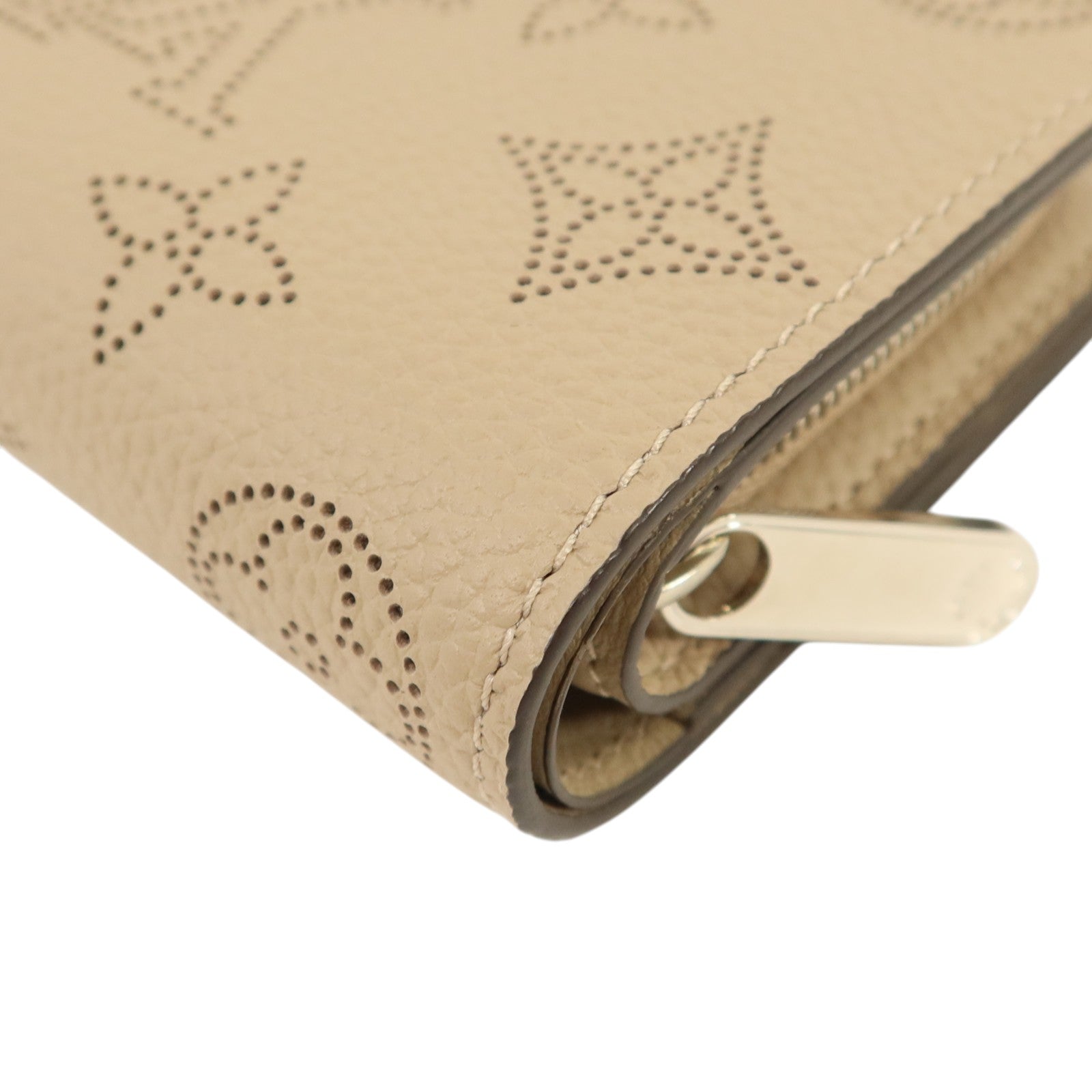 LOUIS VUITTON Mahina Clea Wallet銀扣錢包