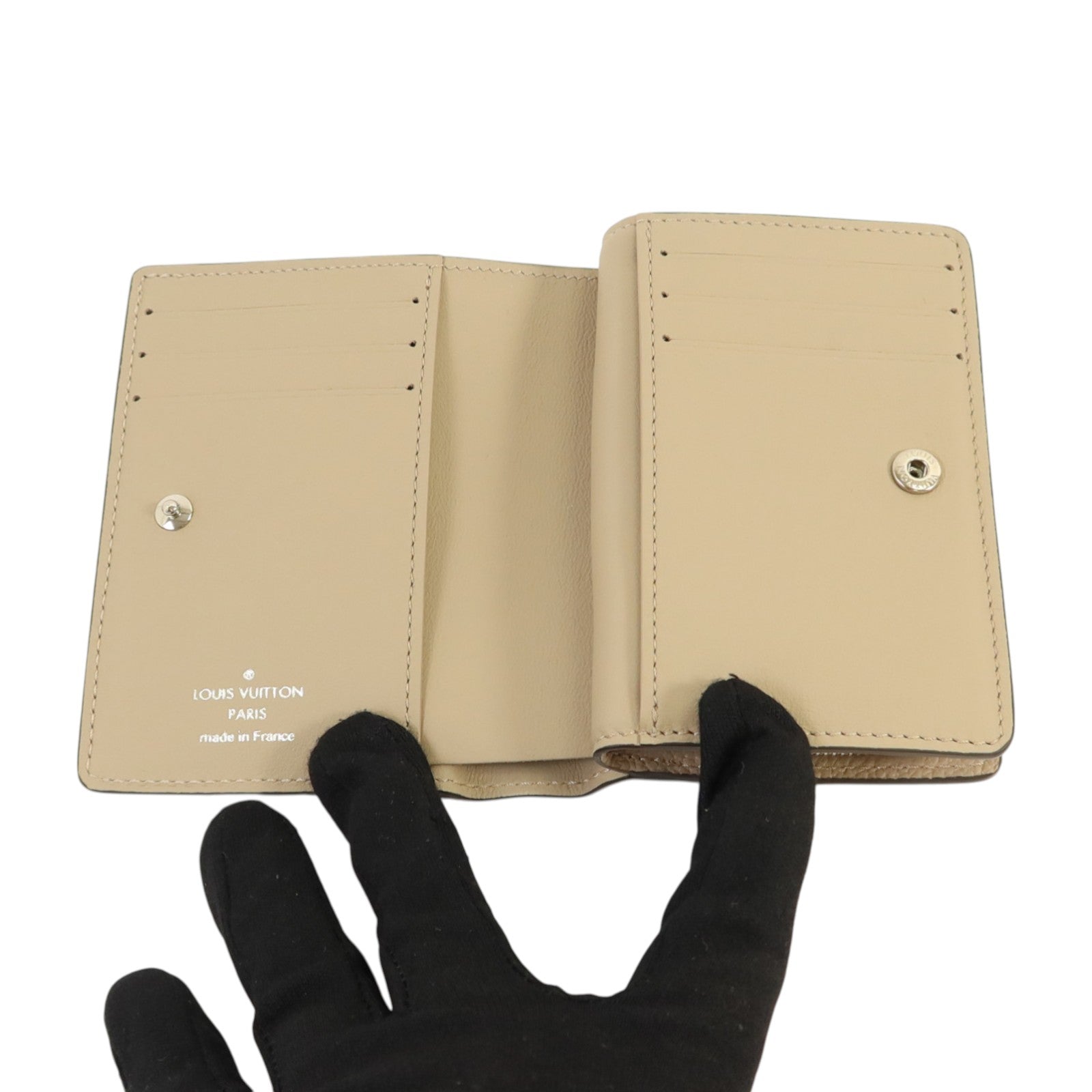 LOUIS VUITTON Mahina Clea Wallet銀扣錢包