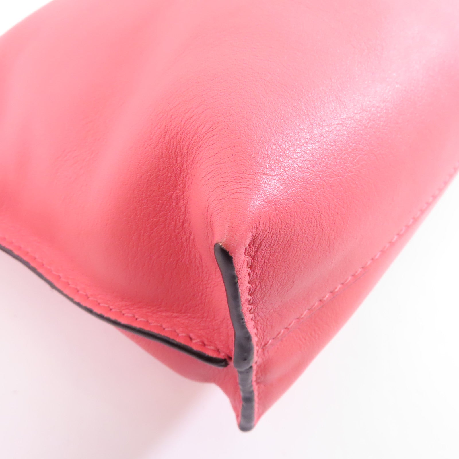 LOEWE 牛皮皮革Shoulder Bag金扣肩背袋粉紅色