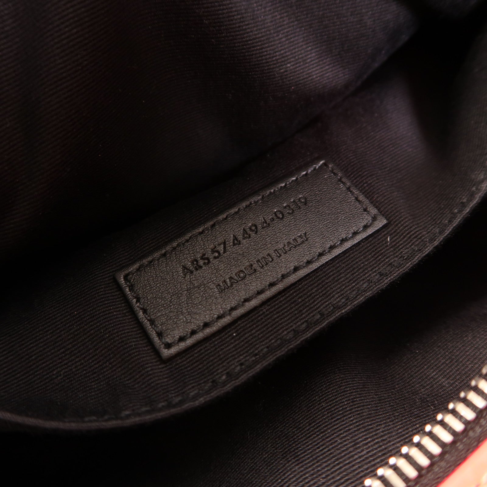 SAINT LAURENT 漆皮皮革Lou Camera Bag銀扣肩背袋