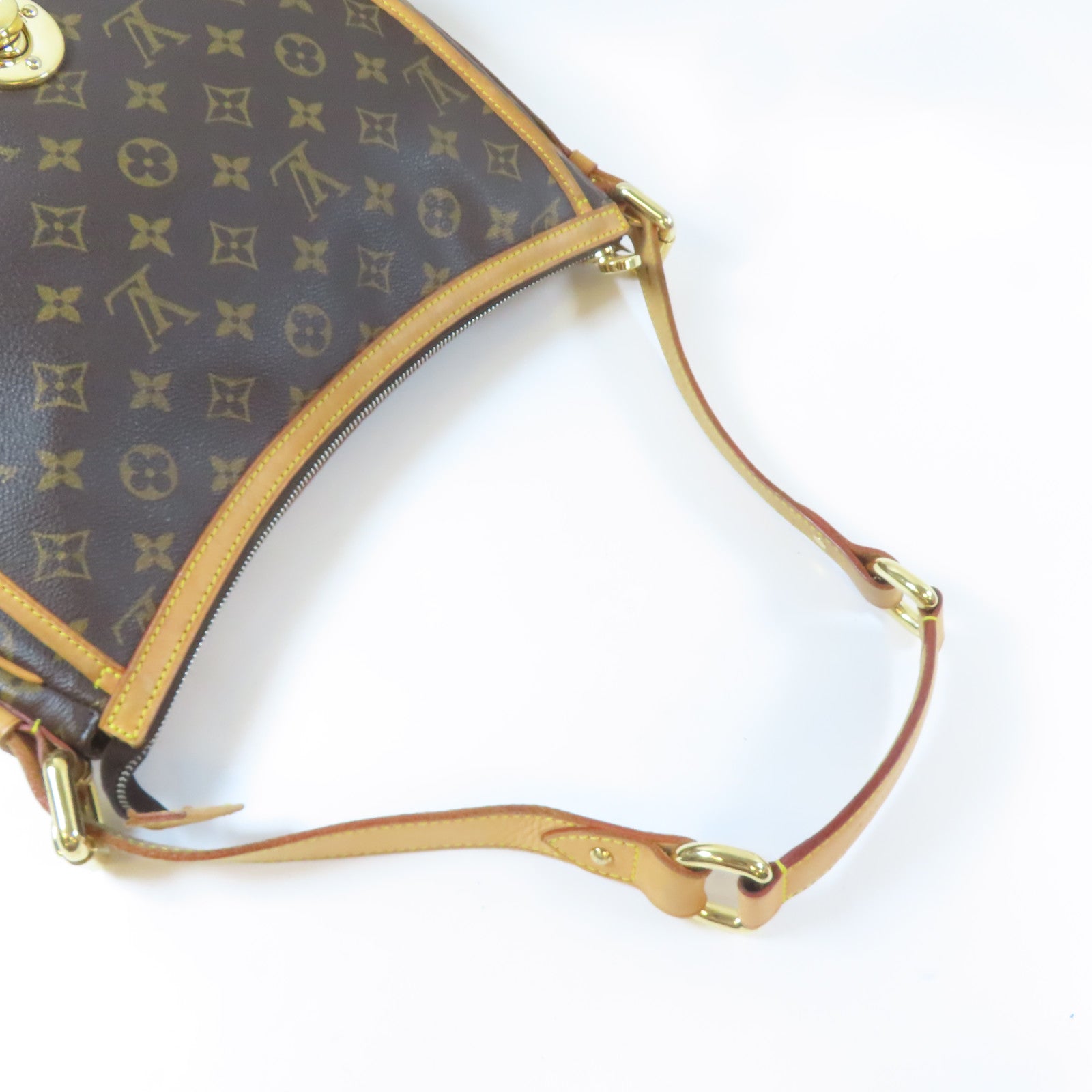 LOUIS VUITTON Monogram Tulum GM Shoulder Bag金扣肩背袋啡色